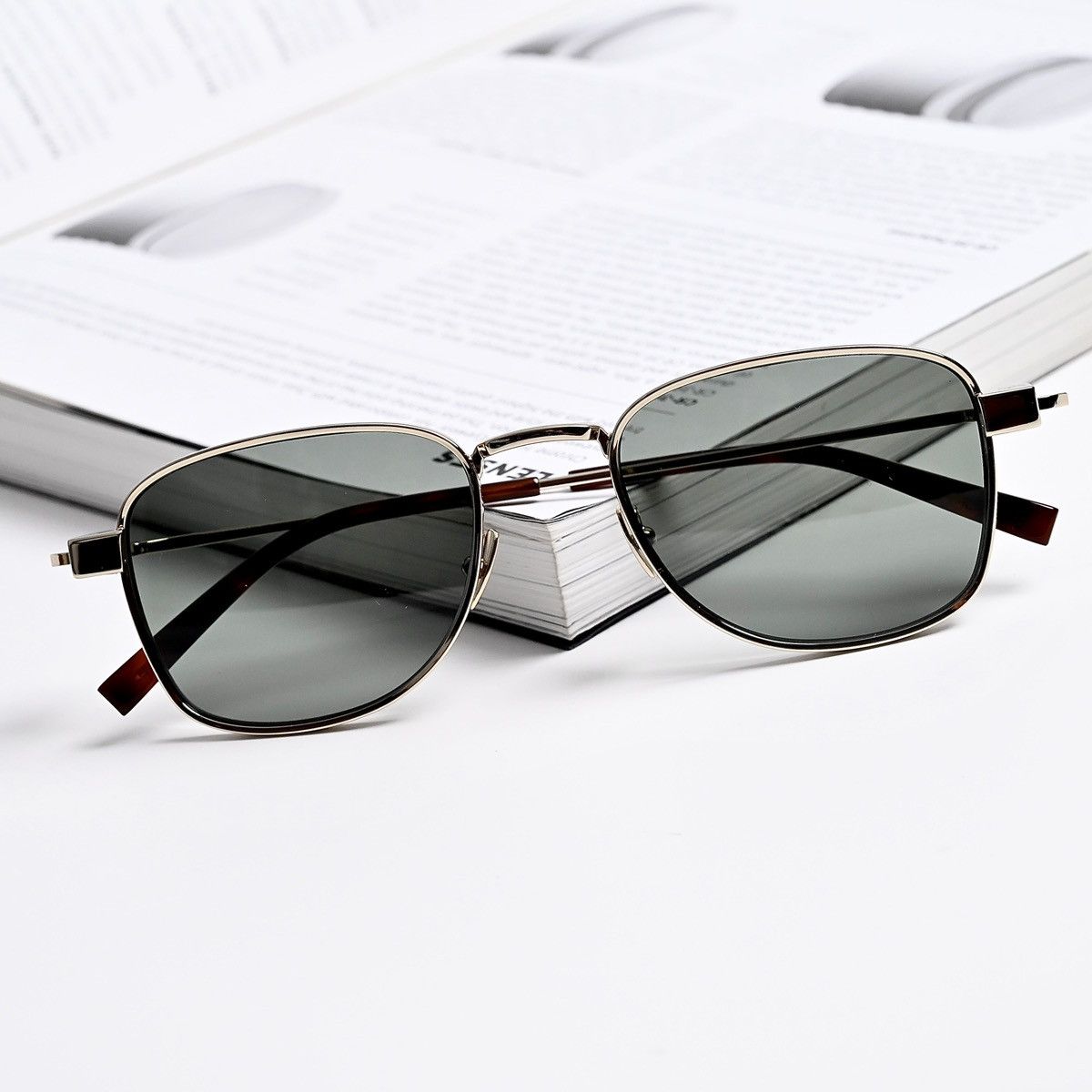 Saint Laurent Paris SAINT LAURENT SL 741 SUNGLASSES Size ONE SIZE - 11 Thumbnail