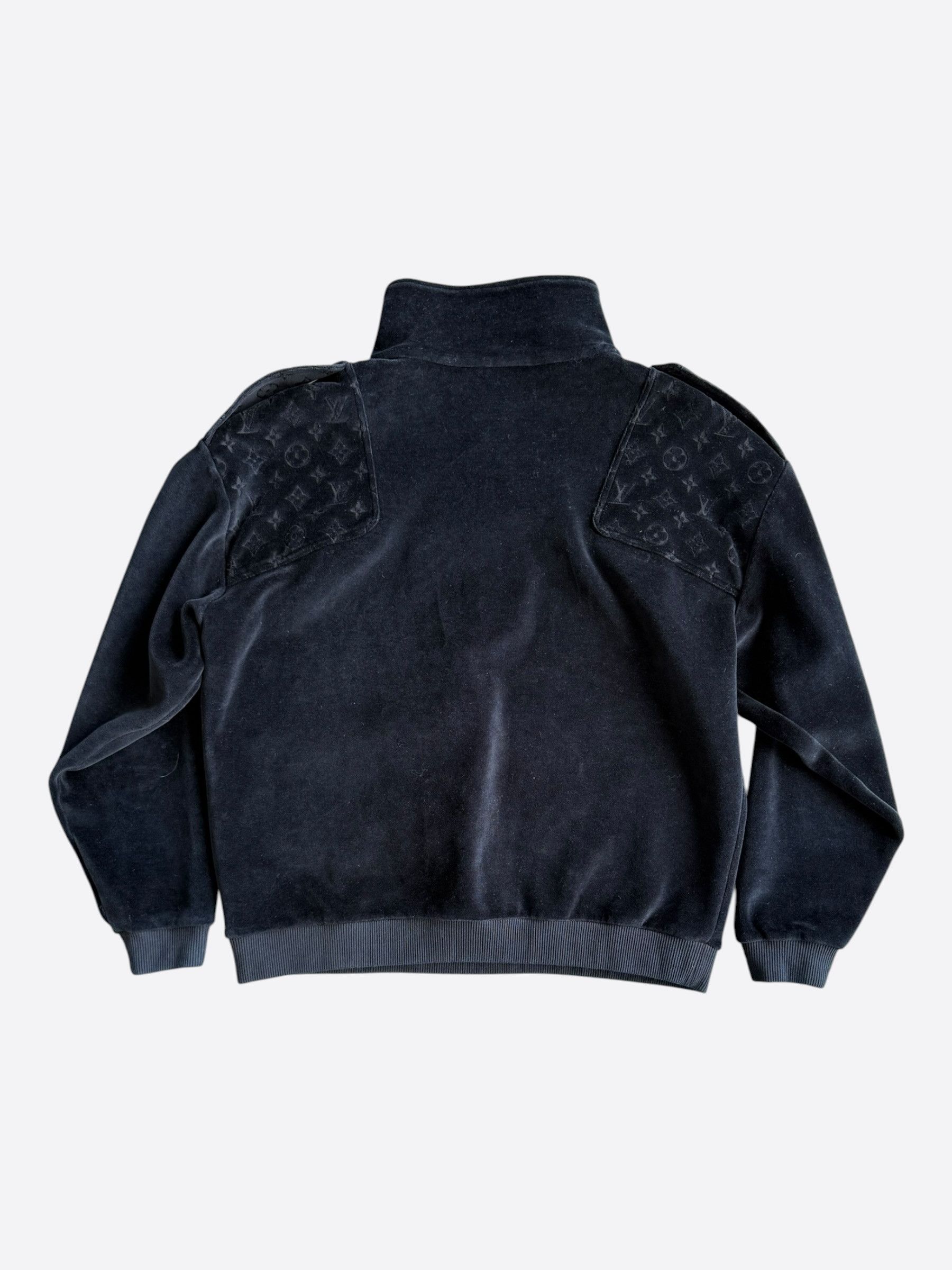 Louis Vuitton Louis Vuitton Black Velour Monogram Quarter Zip Sweater Size US M / EU 48-50 / 2 - 2 Thumbnail