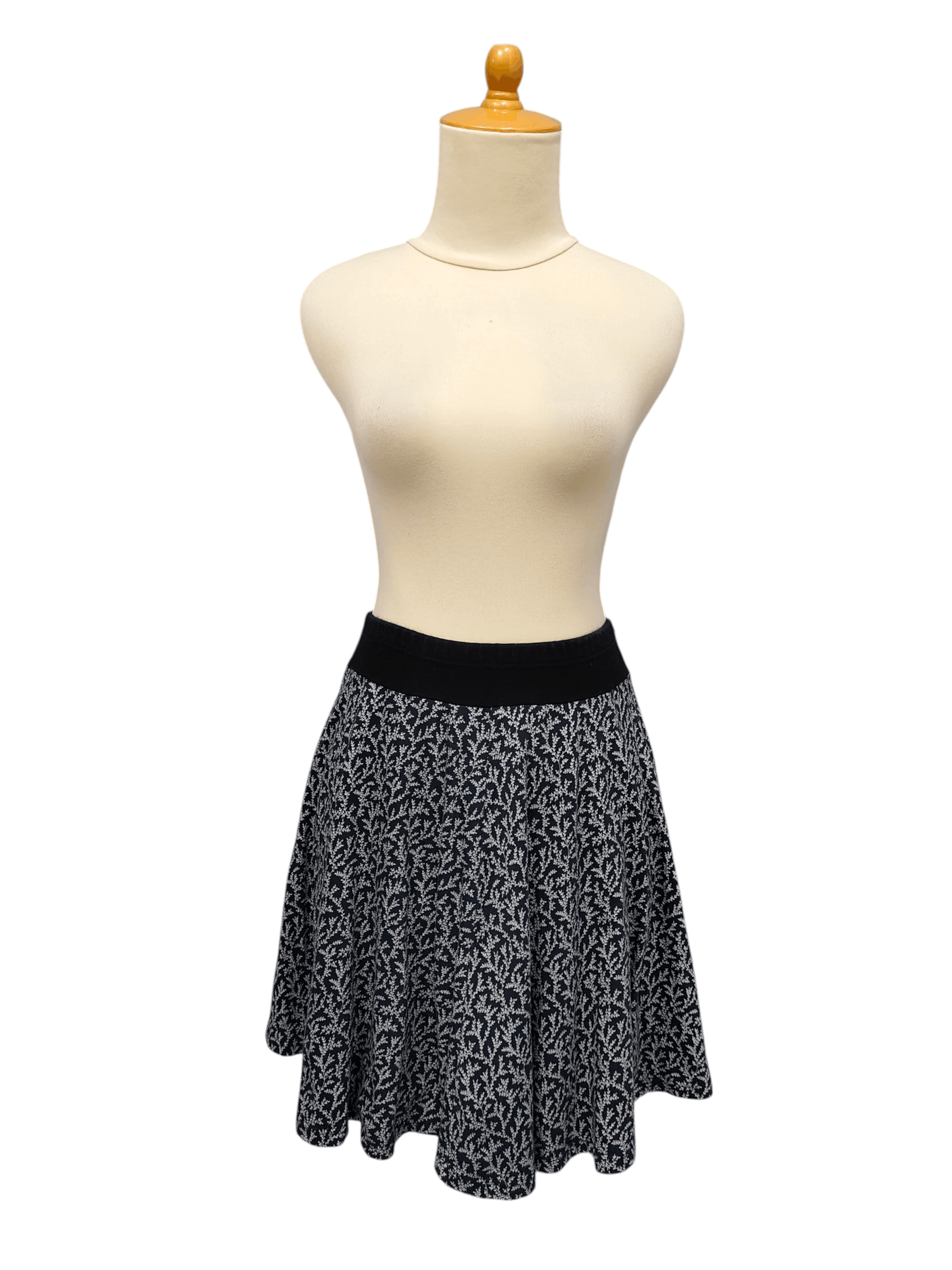 agnes b. DOPE💥Agnes B 💥 Florals Art Mini Skirt Size 30" / US 8 / IT 44 - 1 Thumbnail