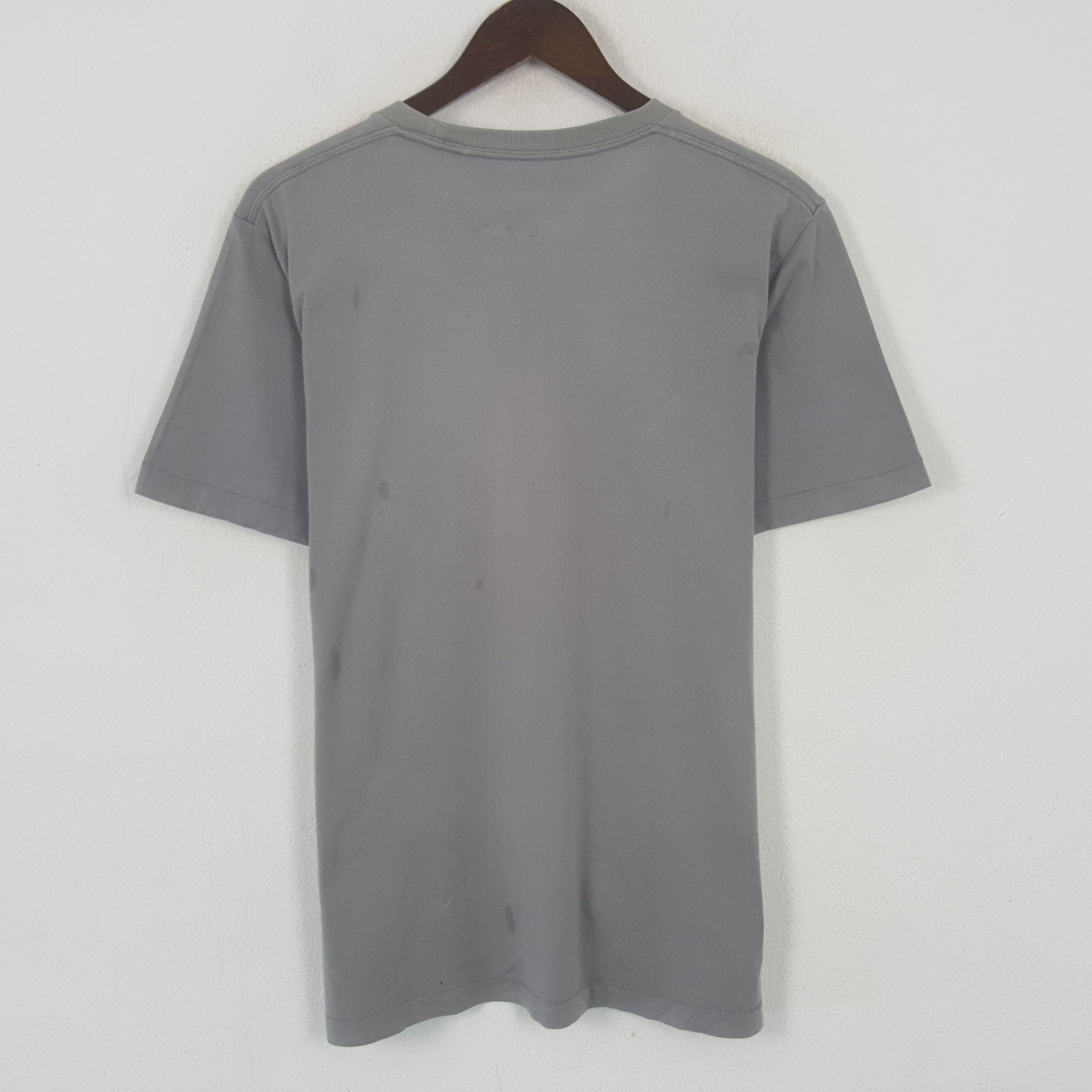 Other Vintage Frankenstein x Uniqlo Movie Tshirt Size US M / EU 48-50 / 2 - 3 Thumbnail
