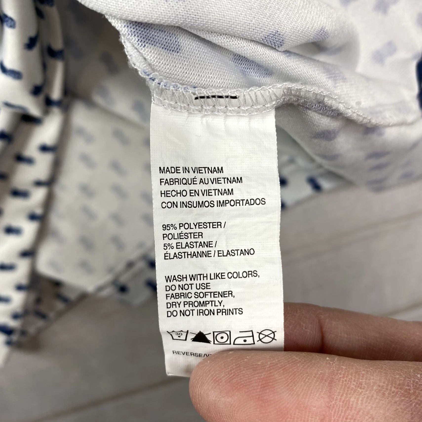 Izod IZOD Golf Polo Mens M Pineapple All Over Print Performance Cruise Hawaiian Shirt Regular White 90s Beach Golf Mens Size US M / EU 48-50 / 2 - 7 Thumbnail