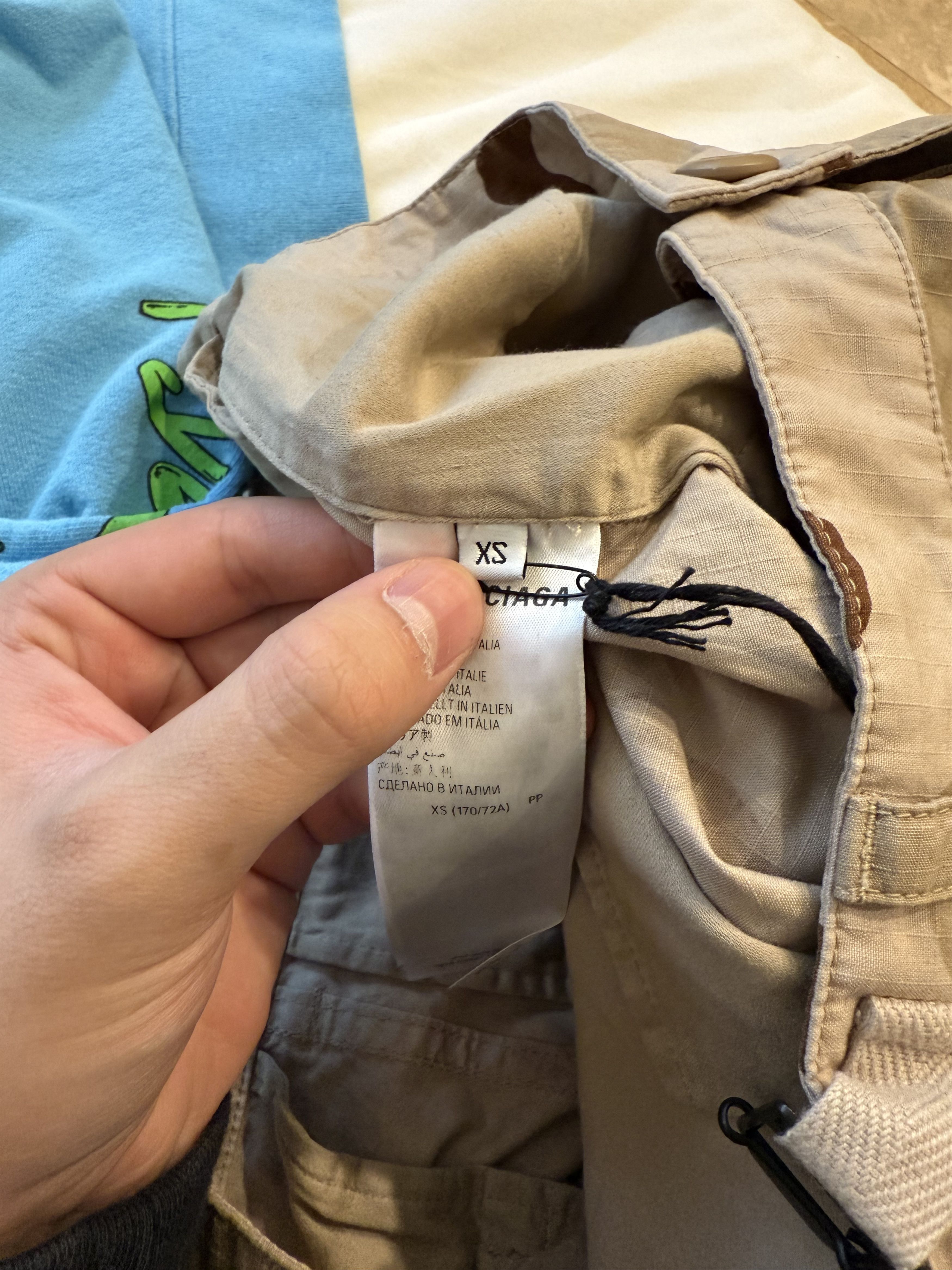 Balenciaga Balenciaga large camo cargo pants Size US 32 / EU 48 - 13 Thumbnail