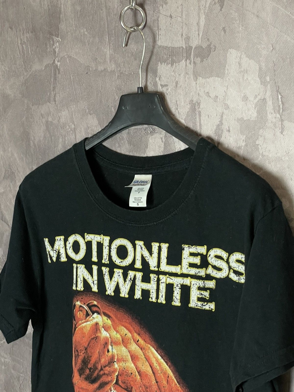 Band Tees × Vintage Vintage Motionless in white band rock tee Size US S / EU 44-46 / 1 - 7 Thumbnail