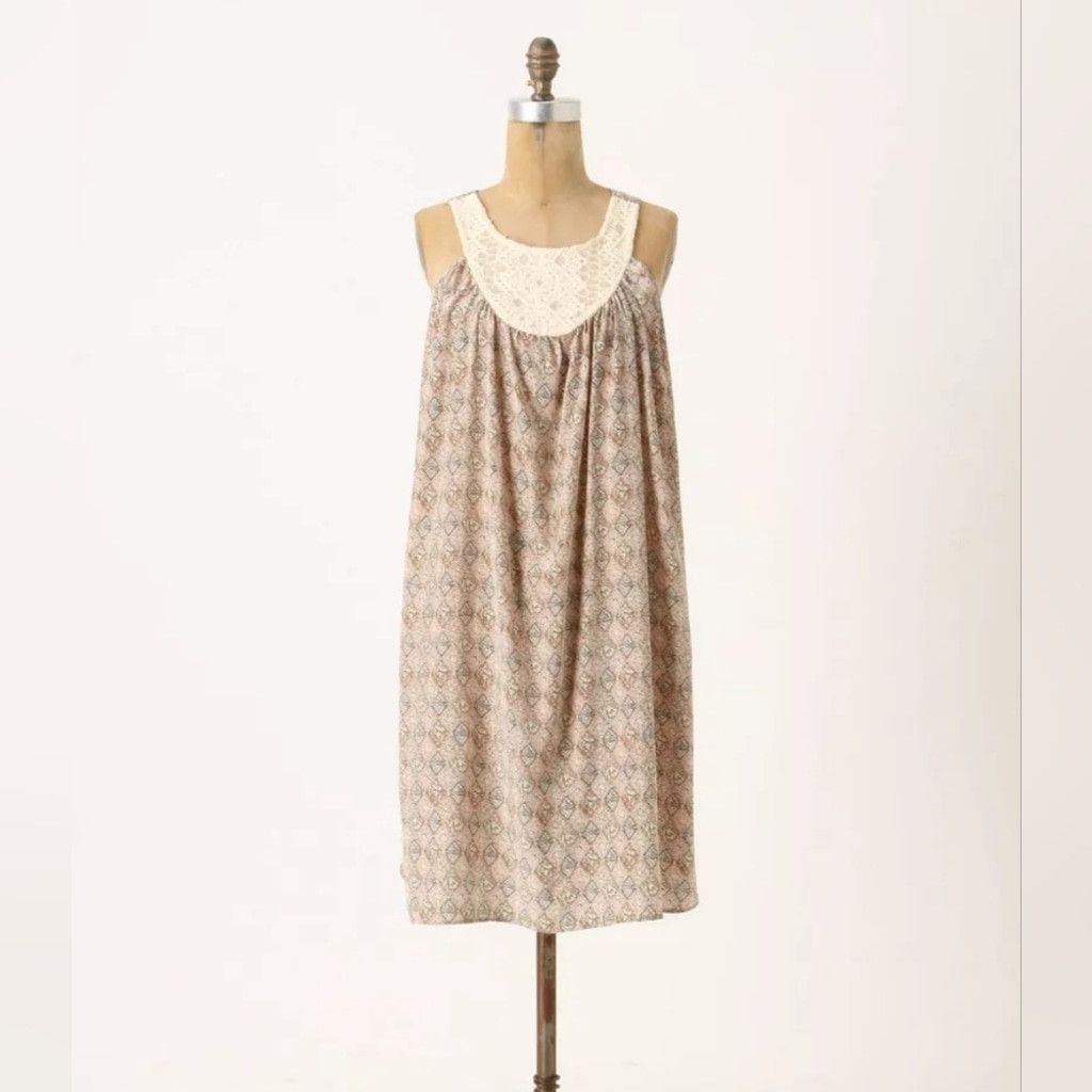 Anthropologie EUC ANTHROPOLOGIE FLORID DIAMONDS DRESS SUNNER SILK CROCHET Size M / US 6-8 / IT 42-44 - 2 Thumbnail