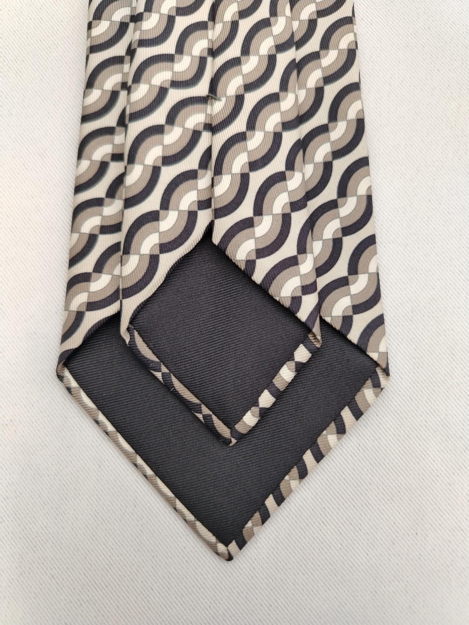 Hermes Hermes Paris 5374 OA Silk Necktie Geometric Pattern Men Tie Size ONE SIZE - 8 Thumbnail