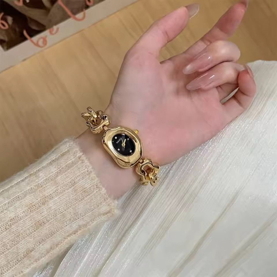 Japanese Brand Irregular Bracelet Watched Size ONE SIZE - 1 Thumbnail