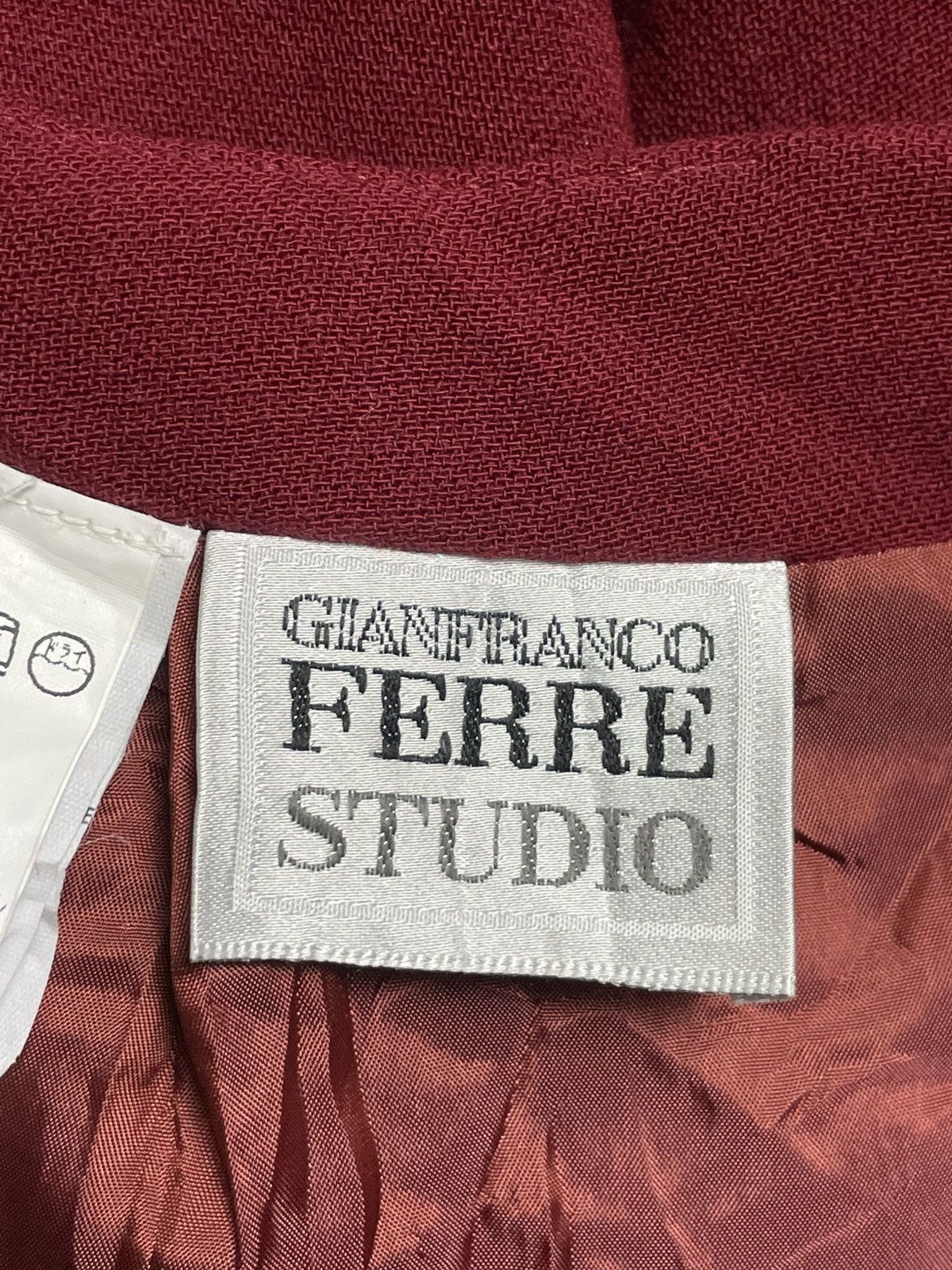 Gianfranco Ferre Gianfranco Ferre x Studio Women Burgundy Skirt (26) Size 23" - 7 Thumbnail