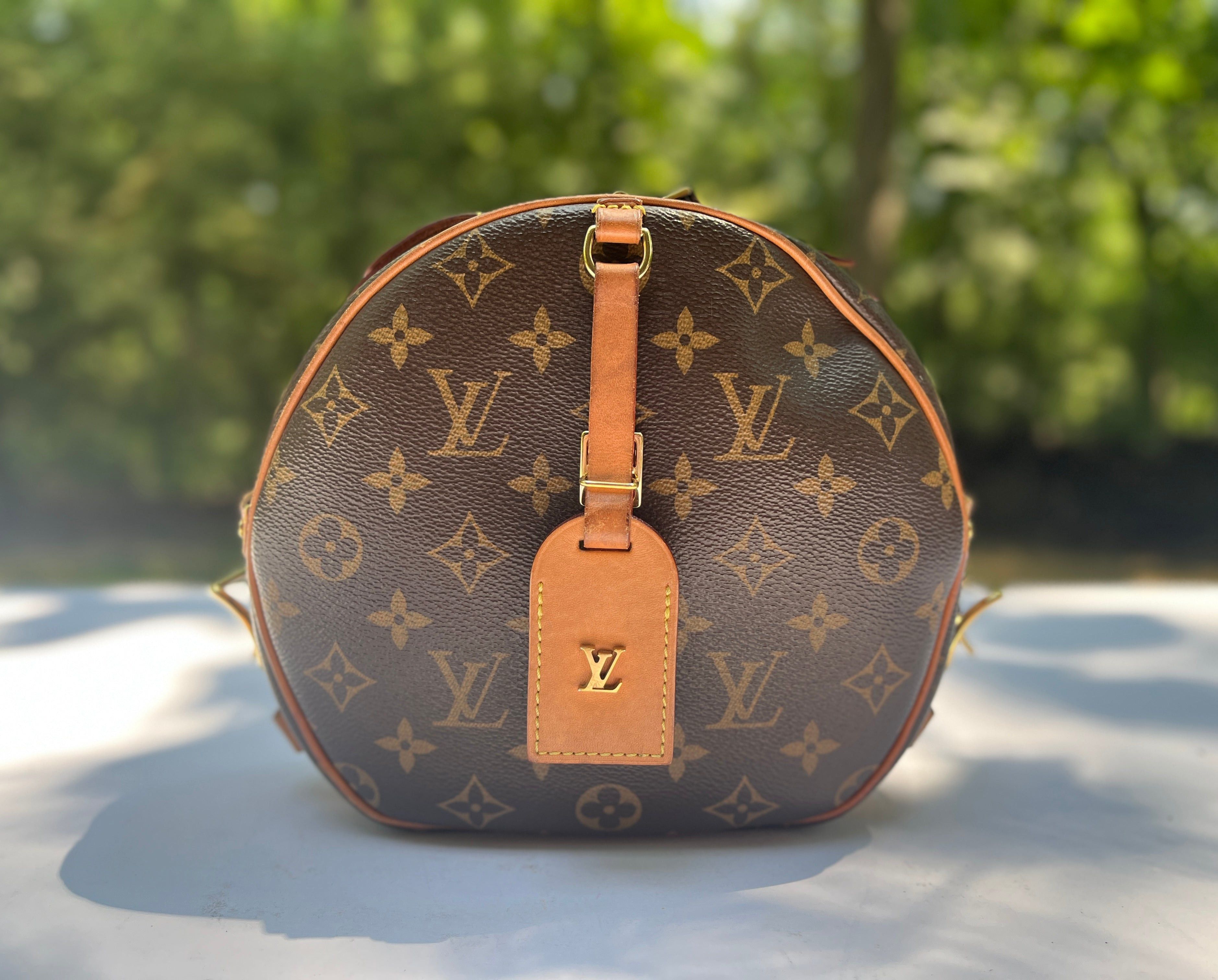 Louis Vuitton Monogram Boite Chapeau Souple MM Crossbody Bag