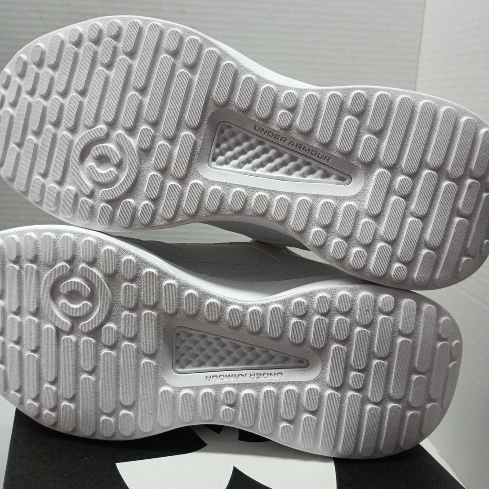 Under Armour Under Armour UA Edge Leather Women's Size 9 White Leather Size US 9 / IT 39 - 7 Thumbnail