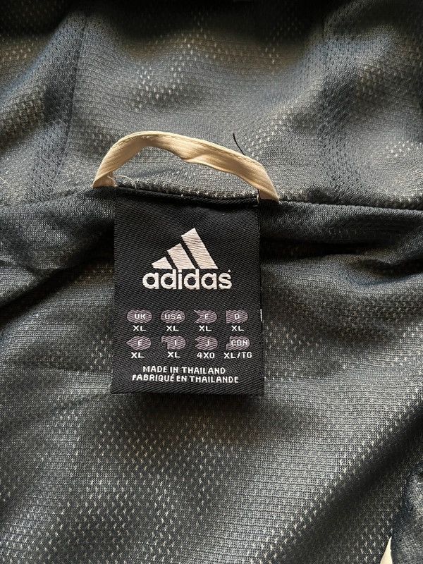 Adidas Adidas Track Jacket 2004 Made in Thailand Sz XL Windbreaker Size US XL / EU 56 / 4 - 2 Thumbnail
