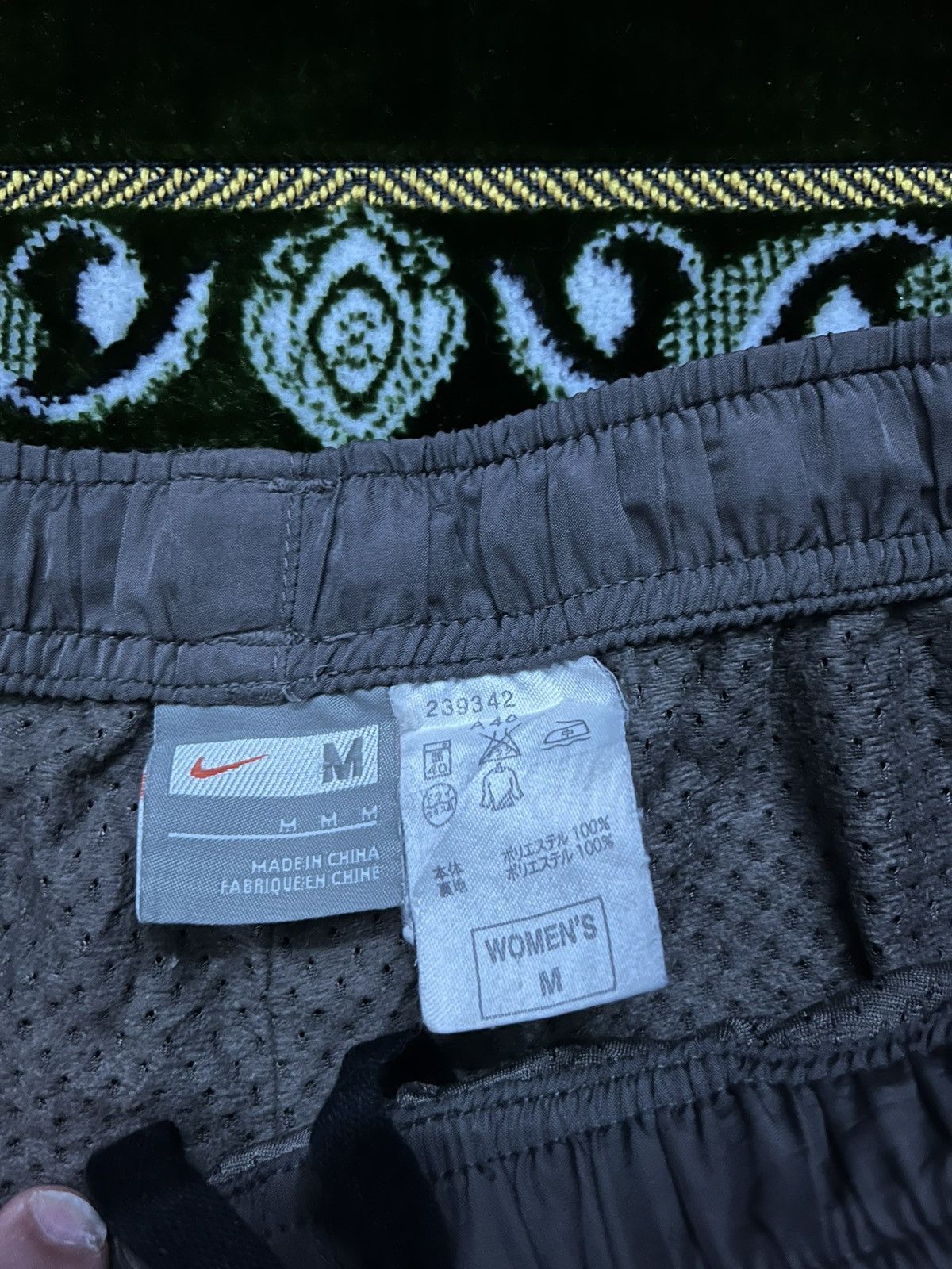 Nike Vintage Nike Track Pants | White Piping & Ankle Zips Size 30" / US 8 / IT 44 - 2 Thumbnail