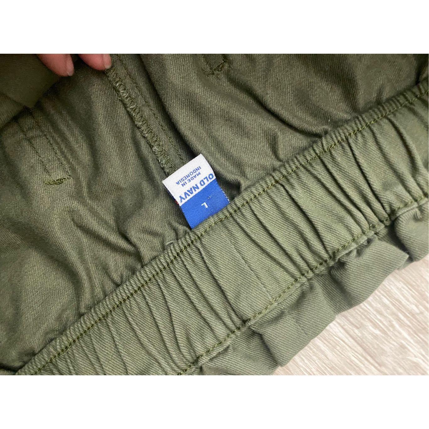 Old Navy Old Navy Envelope Shorts, Forest Green- Pockets Chinos, Size Size 32" / US 10 / IT 46 - 5 Thumbnail
