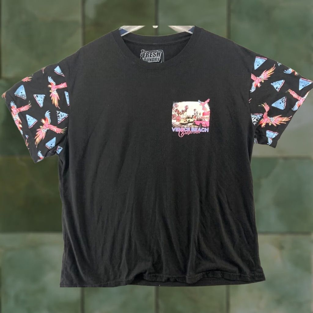 Vintage FRESH LAUNDRY Mens TShirt XL Black Beach Graphic Print Crew Neck Short Sleeve Adults Men Shirts Size US XL / EU 56 / 4 - 1 Thumbnail