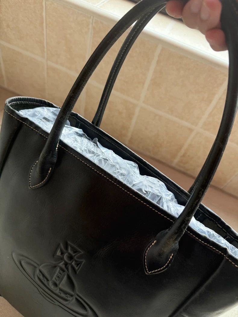 Vivienne Westwood Vivienne Westwood Black Saturn embossed square postman's p Size ONE SIZE - 4 Thumbnail