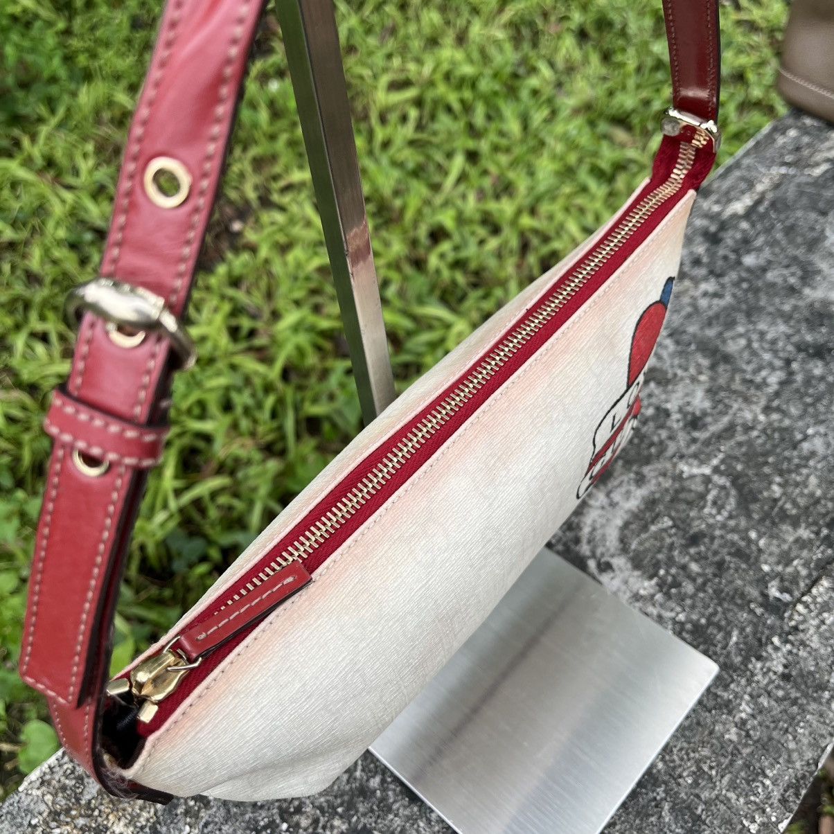 Gucci Gucci “Love Gucci” Heart Tattoo Monogram Canvas Shoulder Bag Size ONE SIZE - 7 Thumbnail