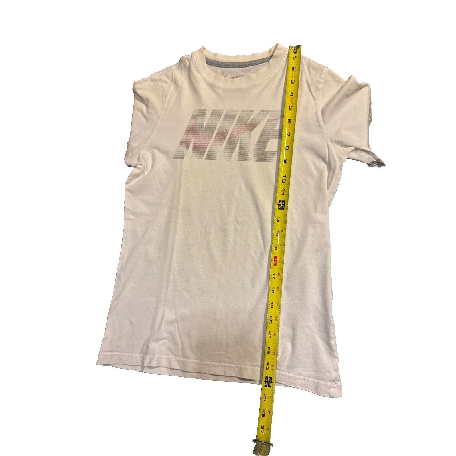 Nike Nike TEE women’s Logo shirt size Large White Swoosh Size L / US 10 / IT 46 - 11 Thumbnail