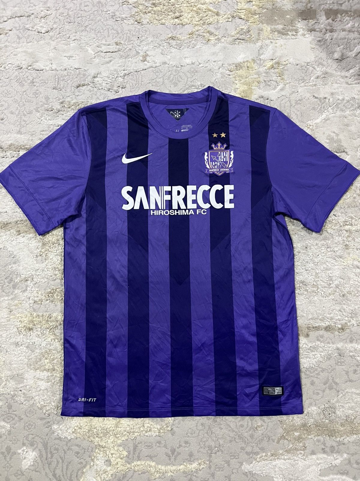 Nike 2013 Sanfrecce Hiroshima FC J-League Nike Home Jersey Size US L / EU 52-54 / 3 - 1 Thumbnail