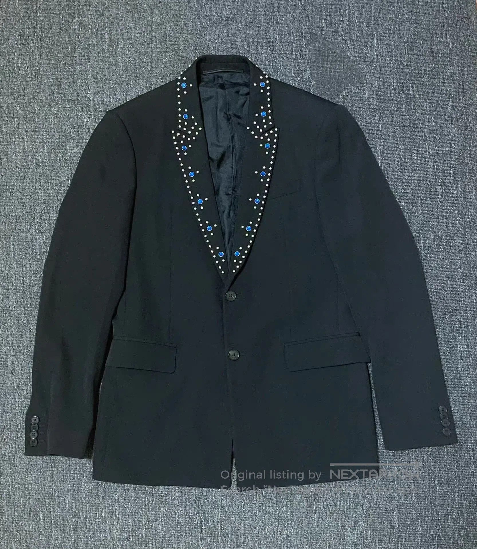 Givenchy Black Blazer with Beaded Collar Detail. Size US M / EU 48-50 / 2 - 2 Thumbnail
