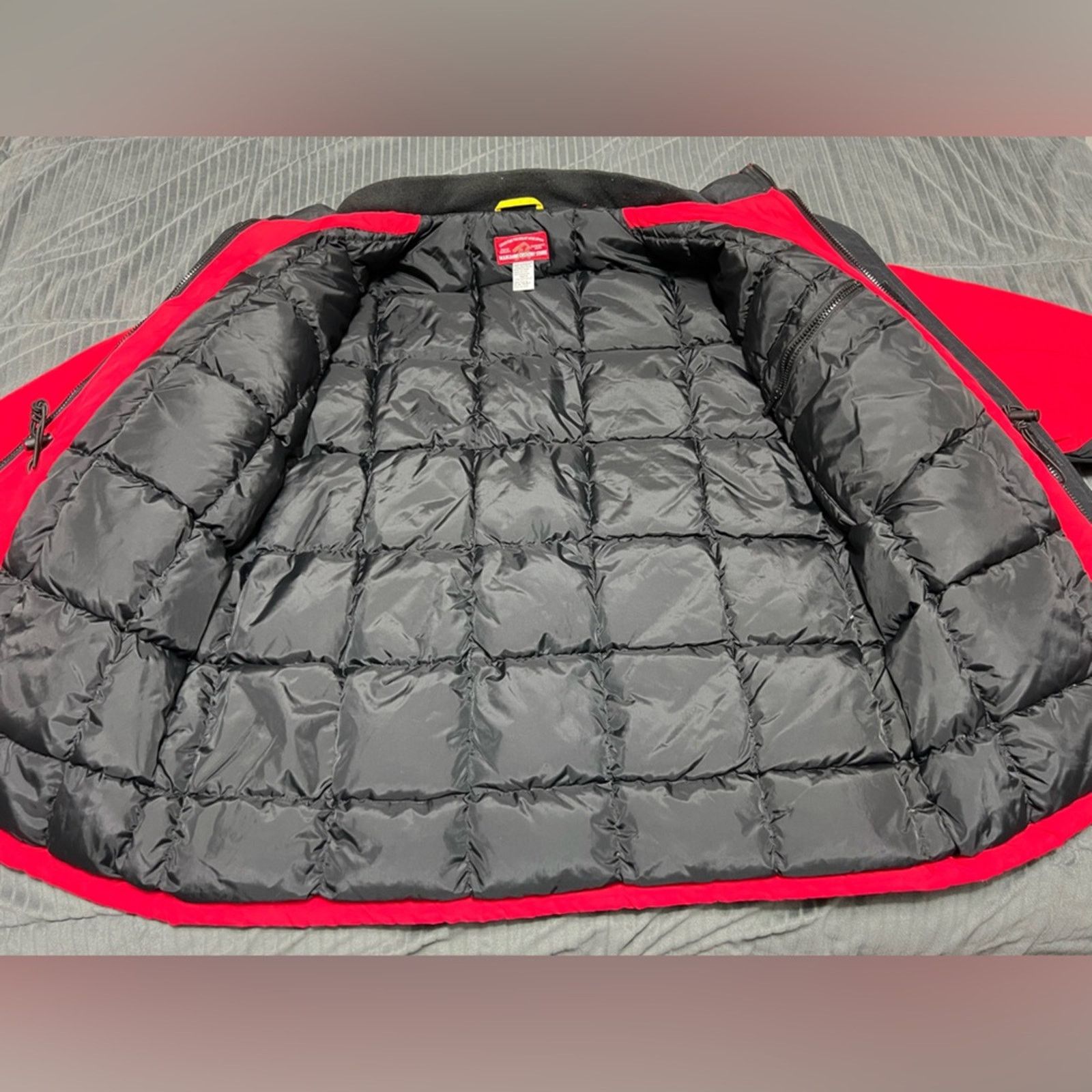 Marlboro Marlboro Red Down Parka Puffer Jacket Vintage 90s Size LARGE Size US L / EU 52-54 / 3 - 10 Thumbnail