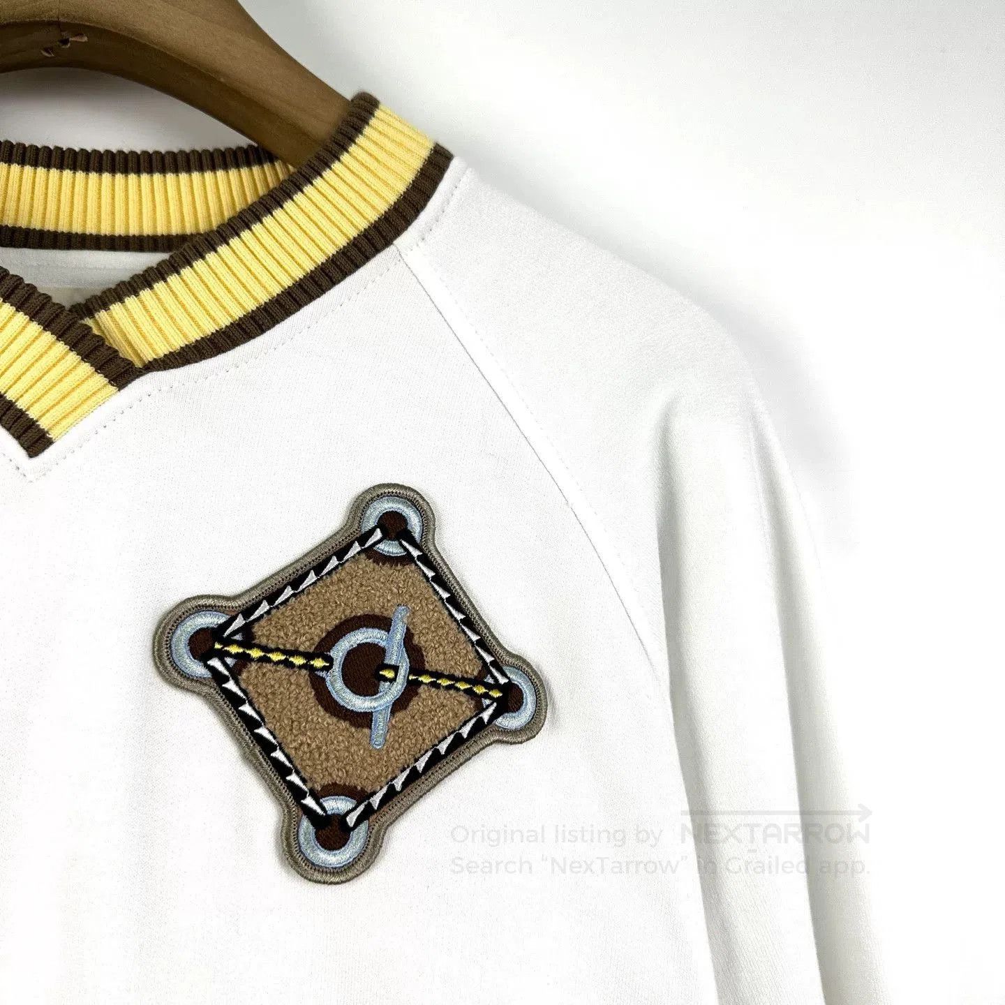 Hermes Hermes Women's V-Neck Embroidered Sweatshirt. Size S / US 4 / IT 40 - 4 Thumbnail