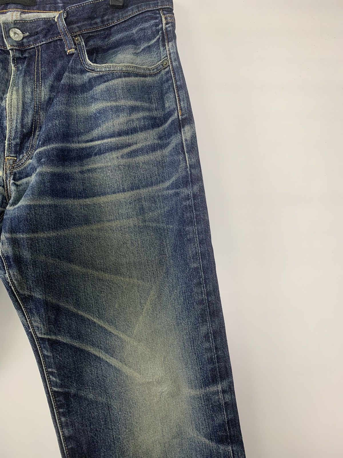 Uniqlo Vintage Uniqlo distressed denim Size US 34 / EU 50 - 3 Thumbnail
