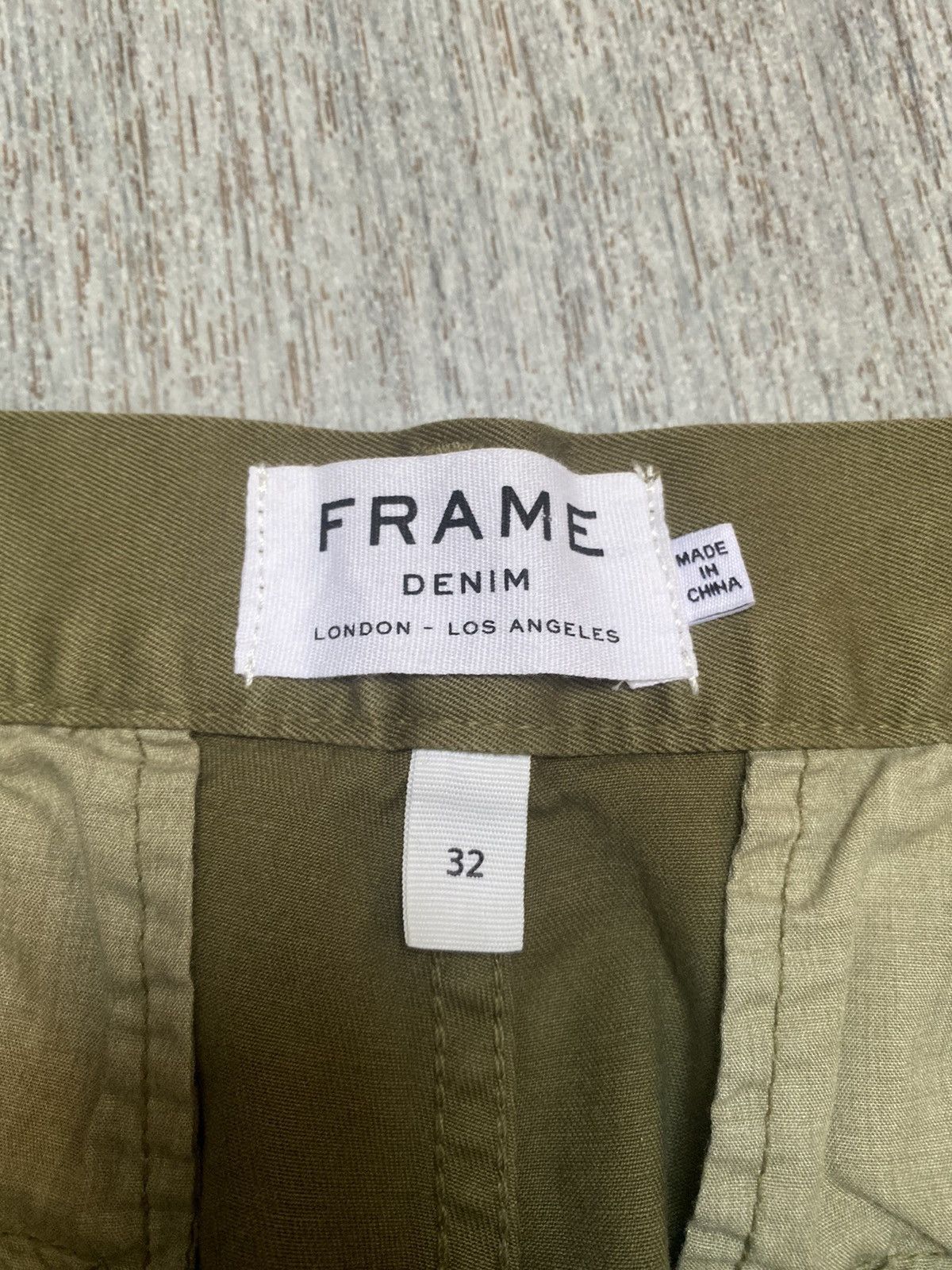 Designer × Frame Frame Le Crop Mini Boot Chino Pants 32 khaki trousers y2k Size 32" / US 10 / IT 46 - 4 Thumbnail