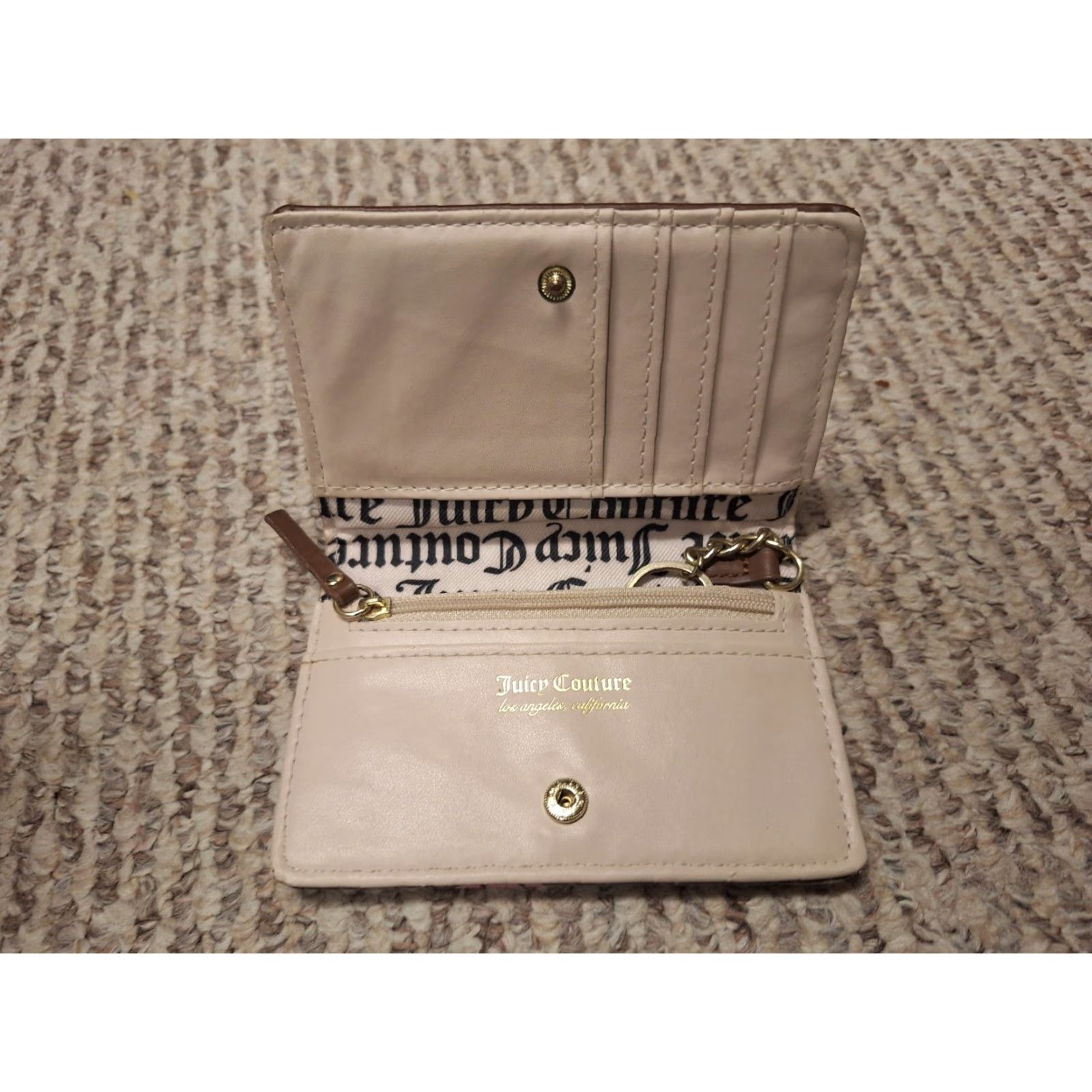 Juicy Couture Juicy Couture Wallet Womens Floral Zip Faux Leather Beige Flowers Flower Wallet Zip Size ONE SIZE - 3 Thumbnail