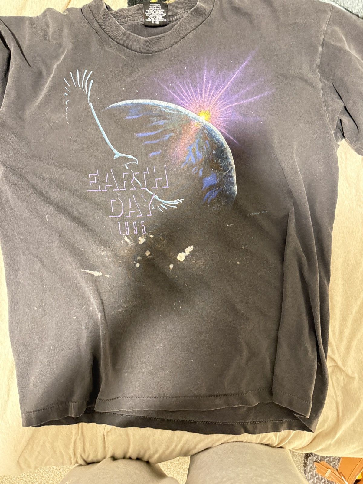 Vintage Vintage earth day 1995 tee Size US L / EU 52-54 / 3 - 1 Thumbnail