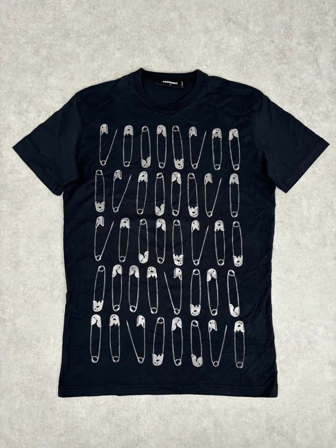 Dsquared2 SS2017 Dsquared2 Black Safety Pin Print T-Shirt Size US L / EU 52-54 / 3 - 1 Thumbnail