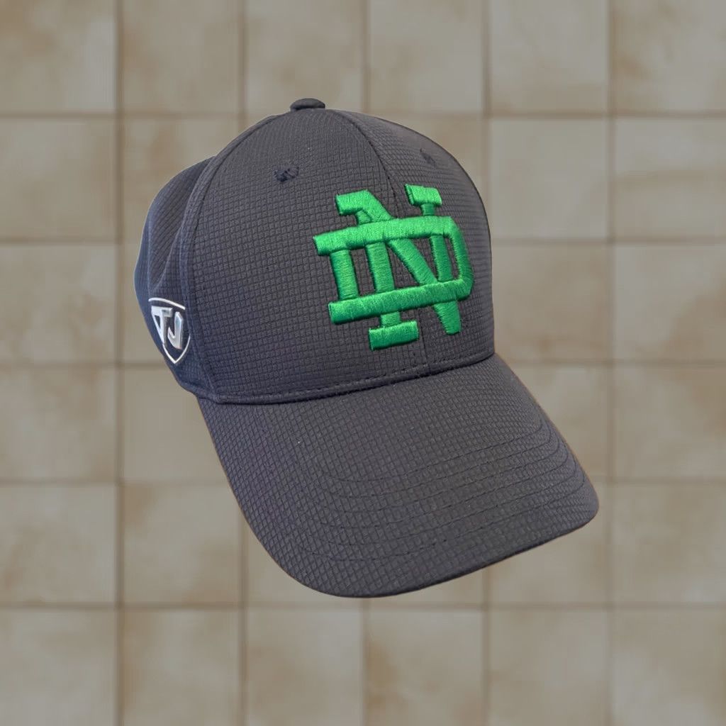 Top Of The World NOTRE DAME Fighting Irish MEN'S Blue MEMORY FIT HAT Fitted M/L Baseball Cap REMEMBERED Top Of The World Mens Blue Memory Fit Hat Size ONE SIZE - 1 Thumbnail