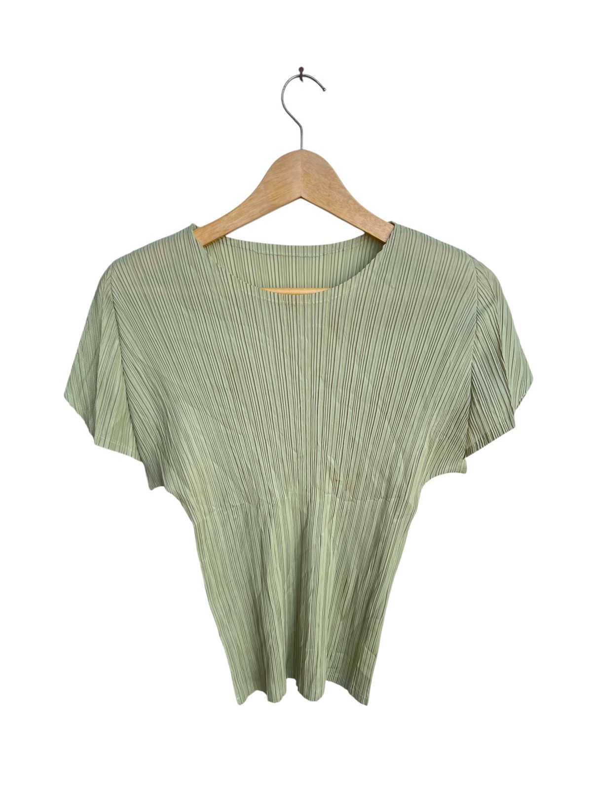 Japanese Brand Issey Miyake Style Pleated Plisse Short Sleeve Sage Green Size US S / EU 44-46 / 1 - 1 Thumbnail