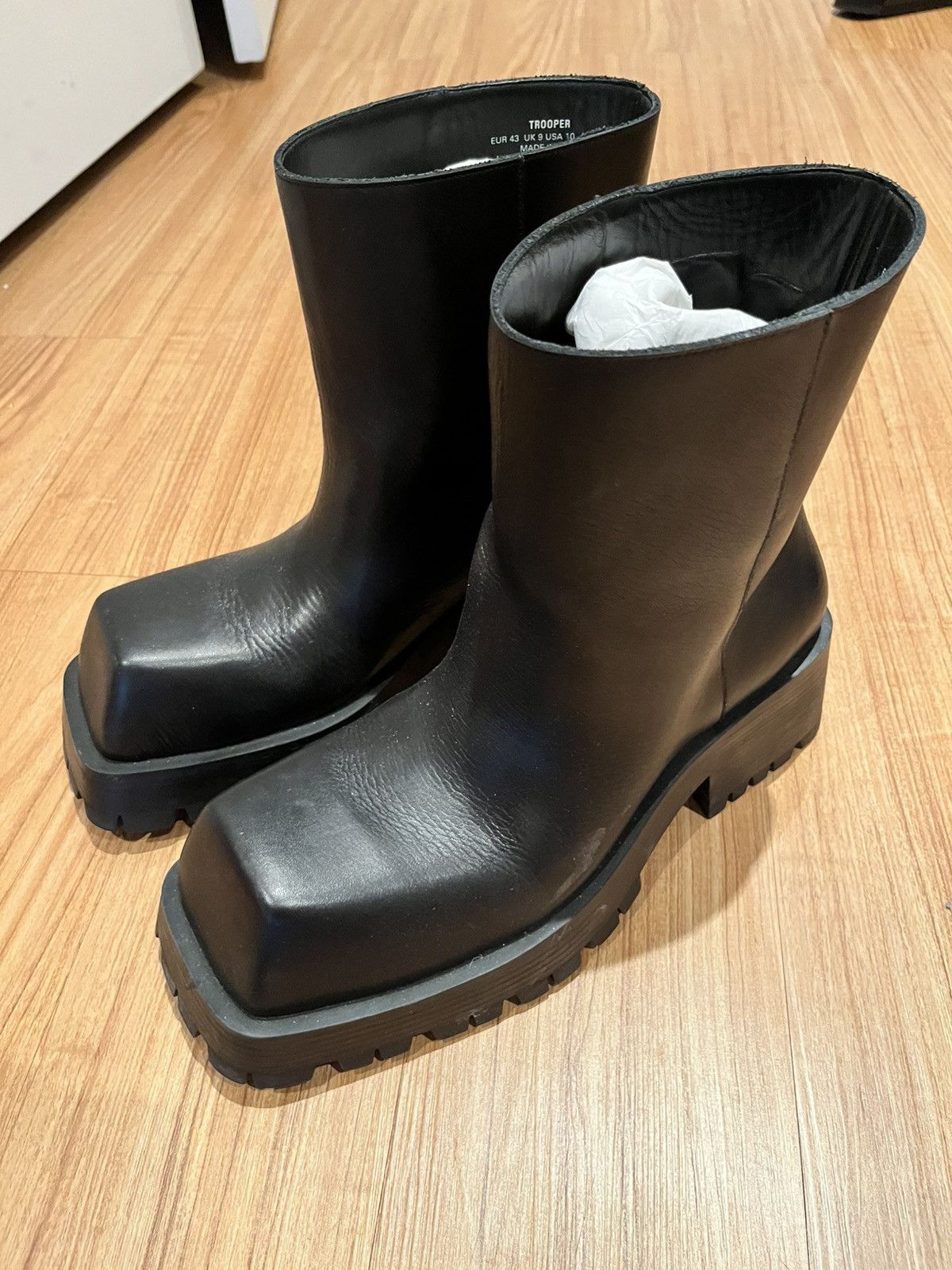 靴 balenciaga trooper 43 balenciaga trooper 43