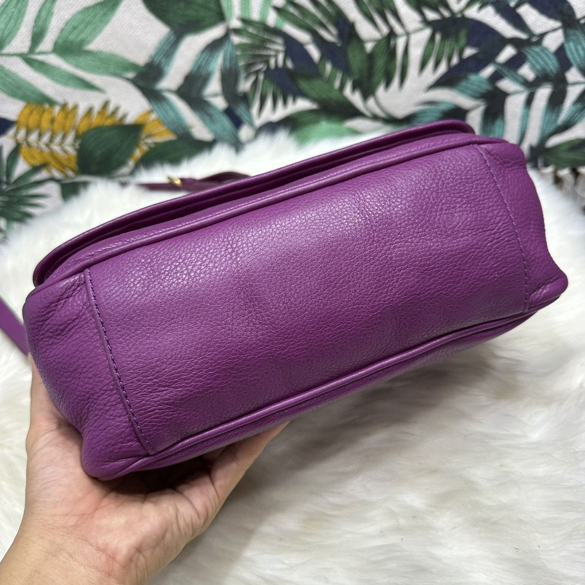 Marc by Marc Jacobs Authentic MARC BY MARC JACOBS Leather Handbag/ Shoulder Bag Size ONE SIZE - 6 Thumbnail