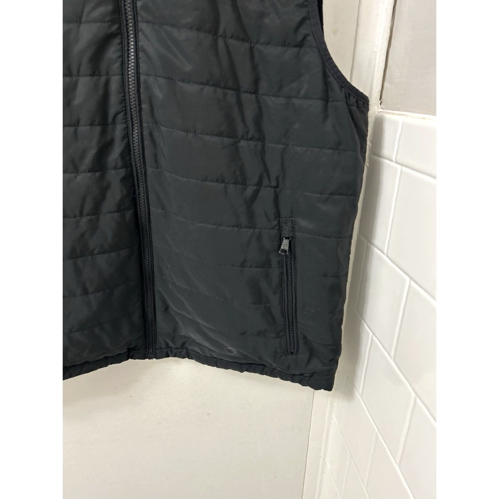 Banana Republic Banana Republic Puffer Vest Men Large Black Quilted Full Zip Sleeveless Jacket Size US L / EU 52-54 / 3 - 4 Thumbnail