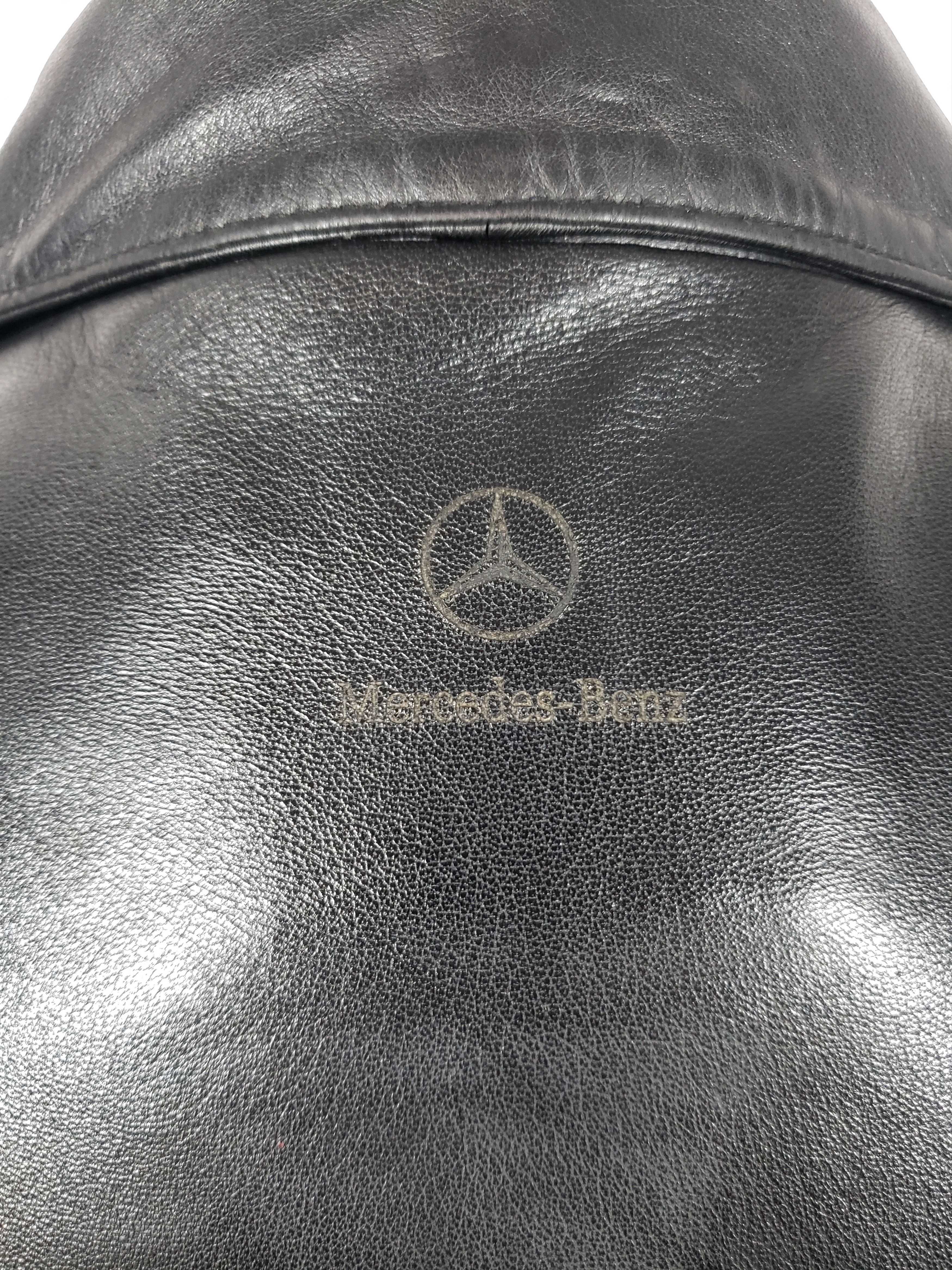 Mercedes-Benz Leather jacket with a zipper and convenient pockets. Size US L / EU 52-54 / 3 - 9 Thumbnail