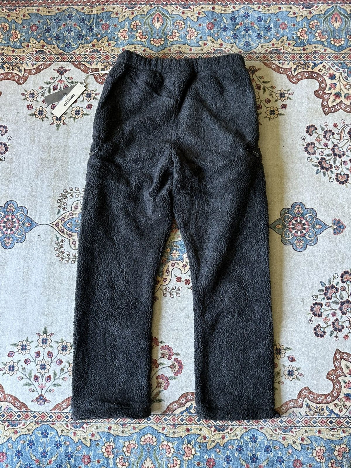 Essentials × FOG × Fear of God NEW Fear Of God Essentials Relaxed Polar Fleece Pants - Iron Size US 30 / EU 46 - 12 Thumbnail