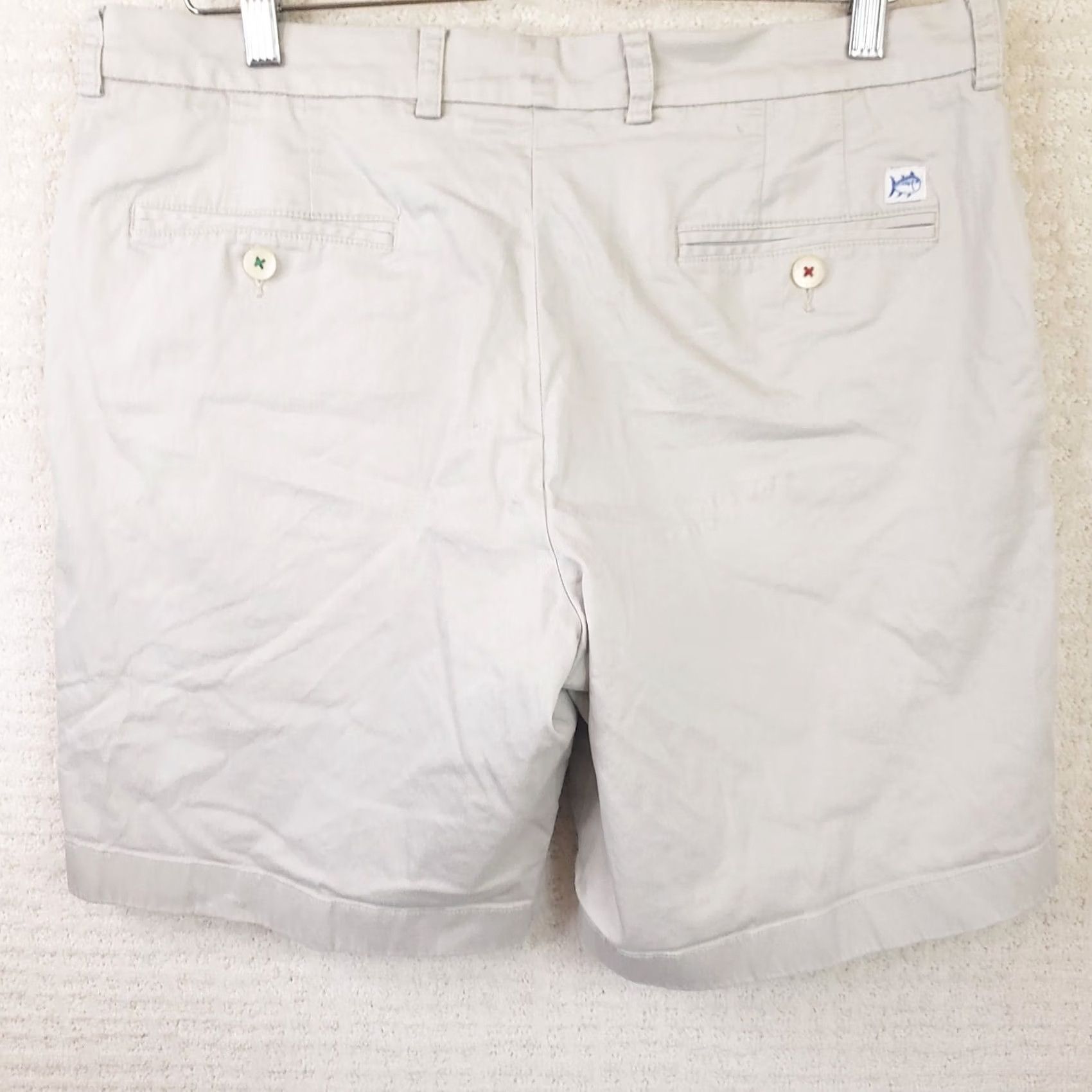 Southern Tide Southern Tide Shorts Classic Fit Beige Cream Intracoastal Water Way 36x9 Mens Size US 36 / EU 52 - 4 Thumbnail