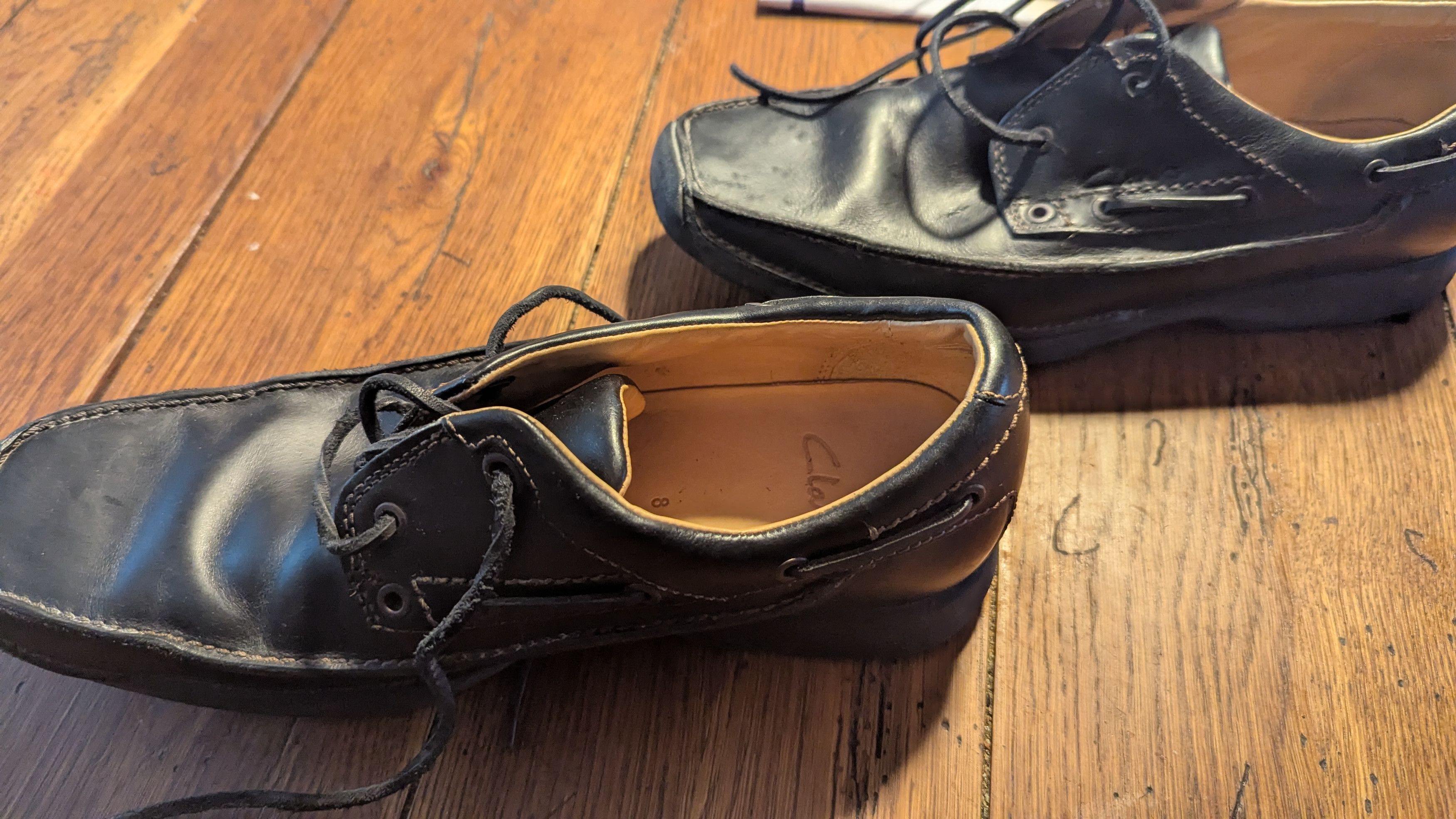 Clarks Shoes Size US 9 / EU 42 - 3 Thumbnail