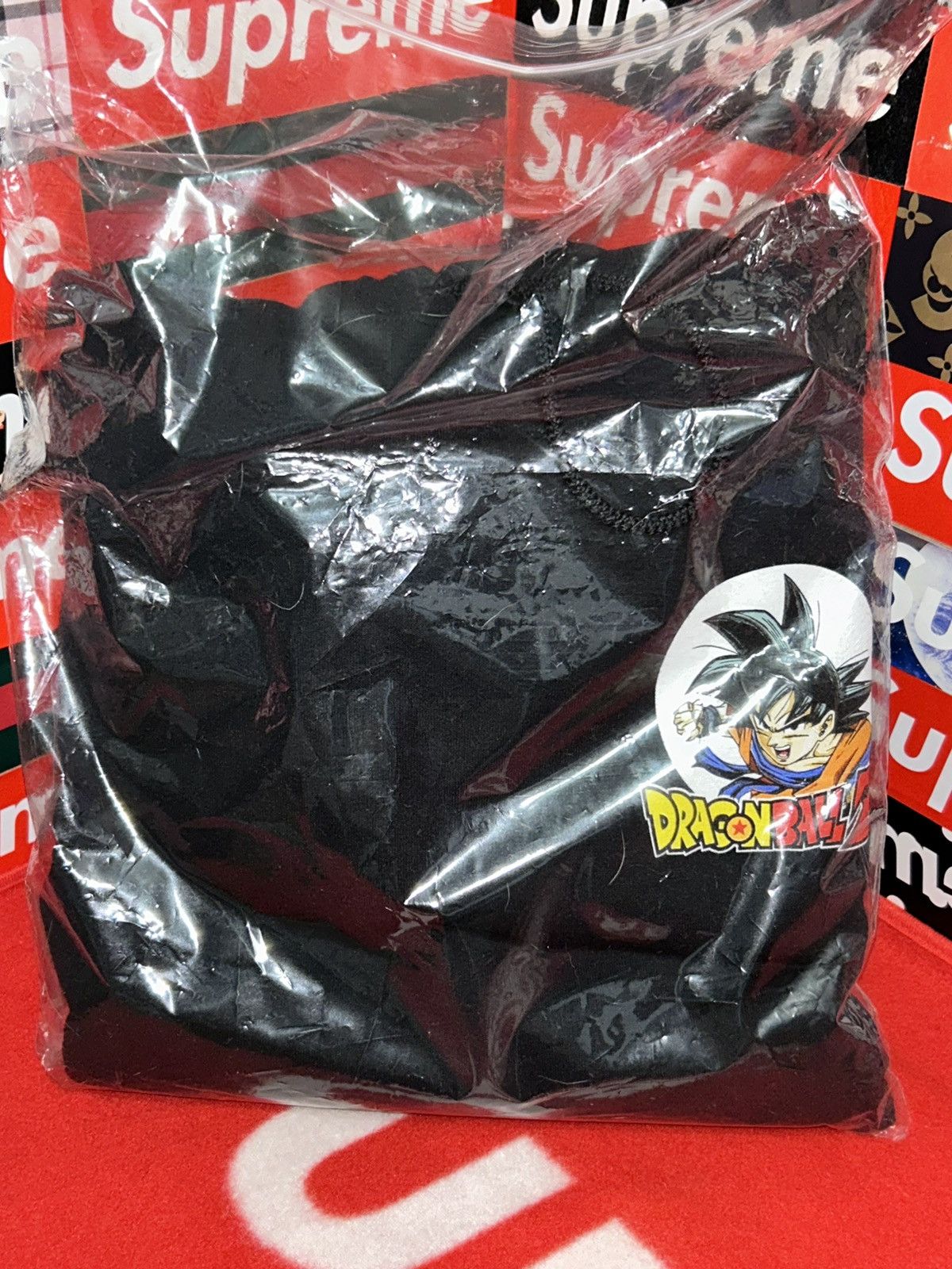 Other Vintage DragonBall Z Hoodie DBZ Hooded Sweatshirt Medium NEW Size US M / EU 48-50 / 2 - 5 Thumbnail