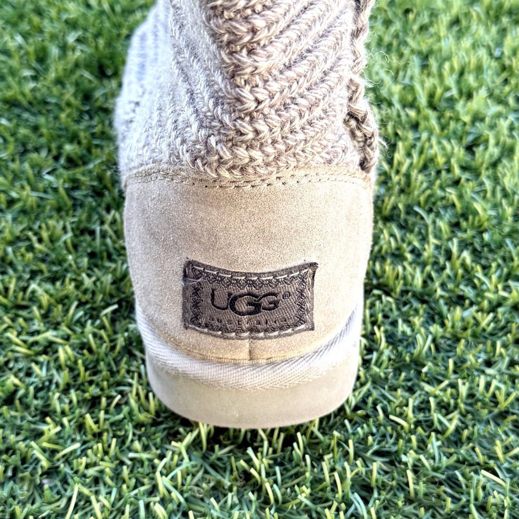 Ugg UGG Australia Cardy Boot Knit Mid-Calf Gray 8 M Womens Boots Casual Fall Winter 80s? Size M / US 6-8 / IT 42-44 - 7 Thumbnail
