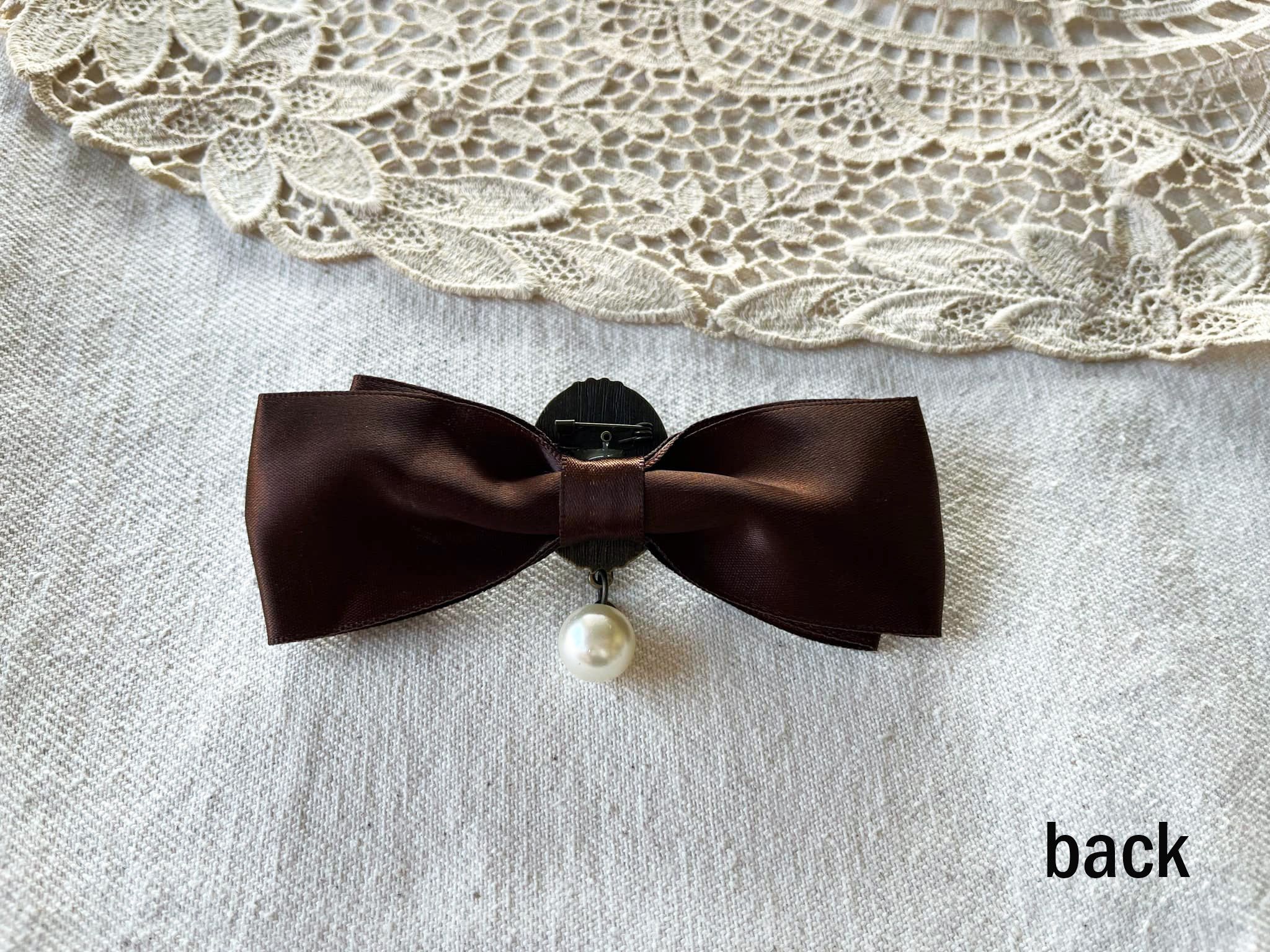 Vintage Brown Satin Ribbon Brooch With Cameo and dangling pearl Size ONE SIZE - 5 Thumbnail