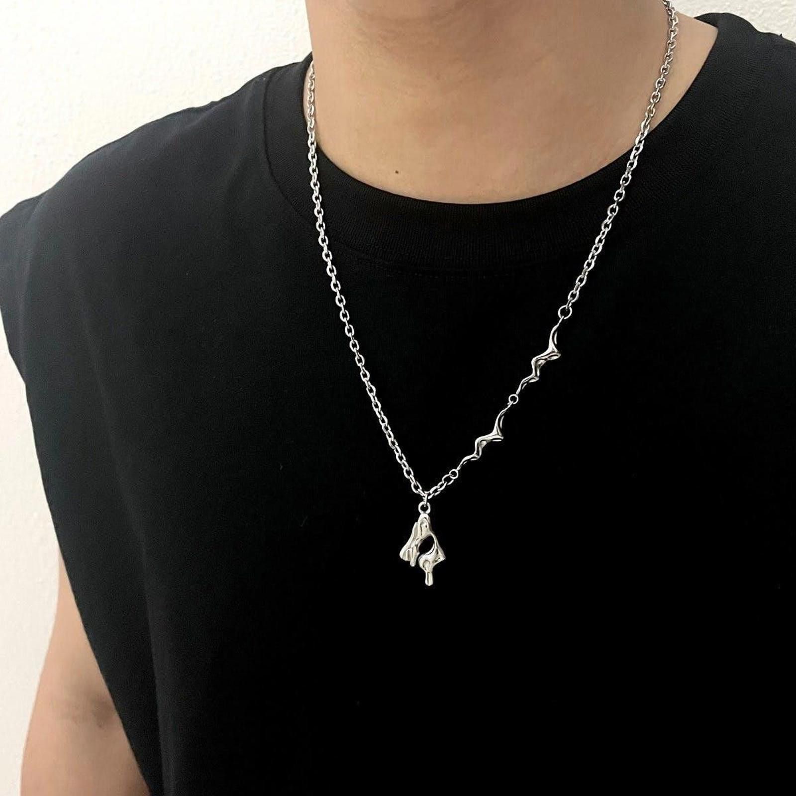 Jewelry Medalion Pendant Necklace Size ONE SIZE - 2 Thumbnail