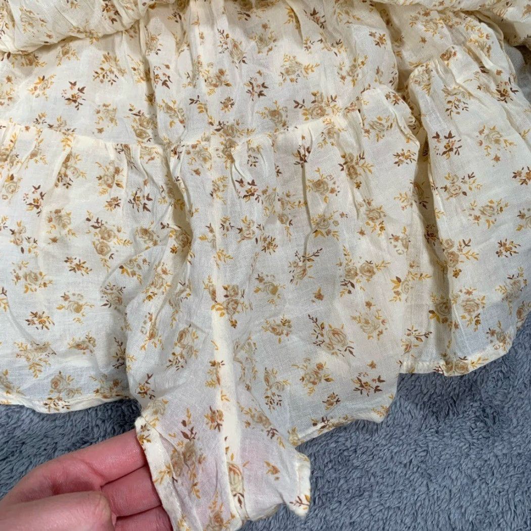 American Eagle Outfitters American Eagle Outfitters Cream floral romper XS Women One-Piece Jumpsuit XS Cream Floral Size 26" / US 2 / IT 38 - 4 Thumbnail