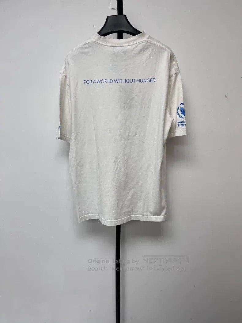 Balenciaga Balenciaga Printed Logo Round Neck Short Sleeve Raglan Sle Size XS / US 0-2 / IT 36-38 - 2 Thumbnail
