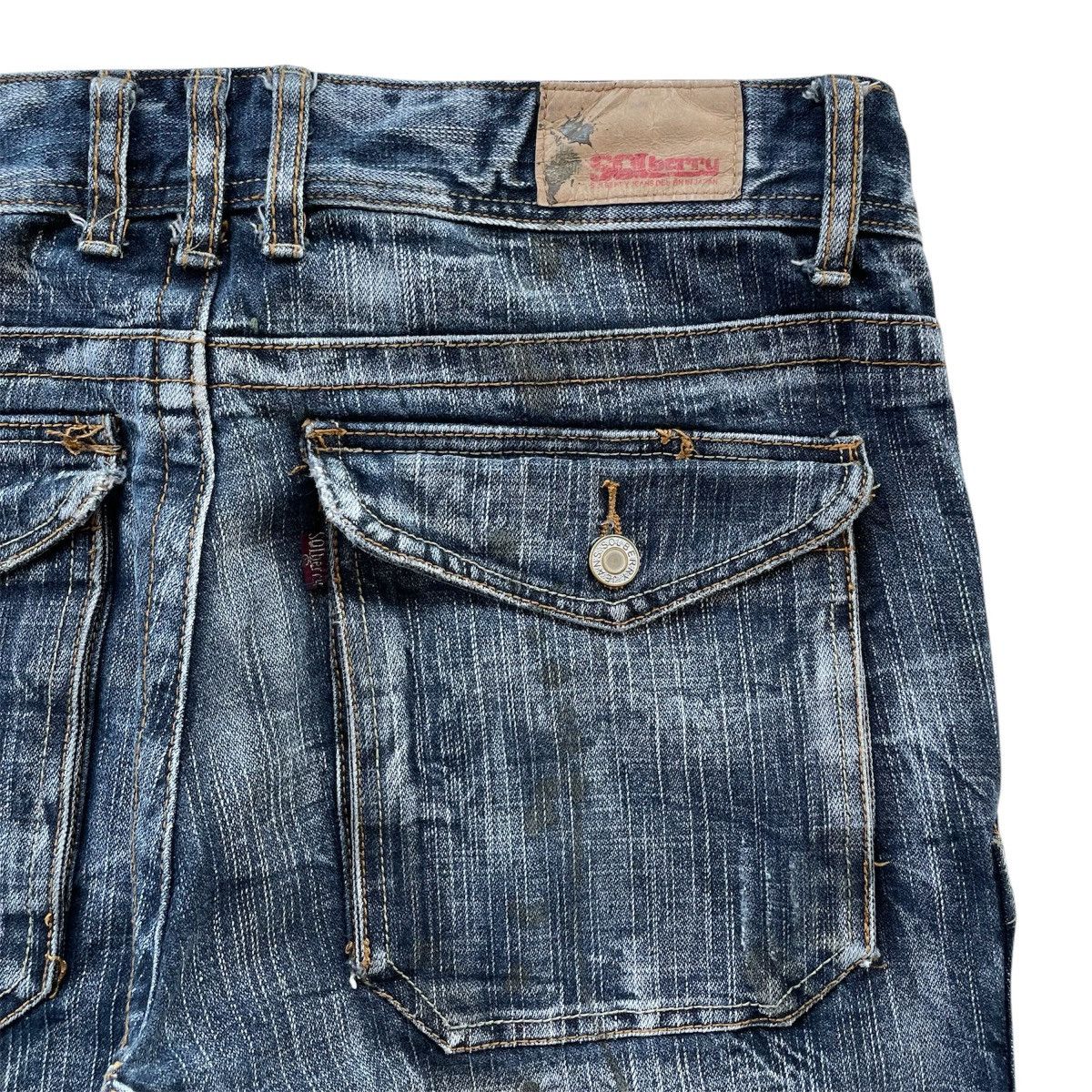 Who Decides War 2000s Solberry - Washed Distressed Unique Multipocket Jeans Size US 33 - 7 Thumbnail
