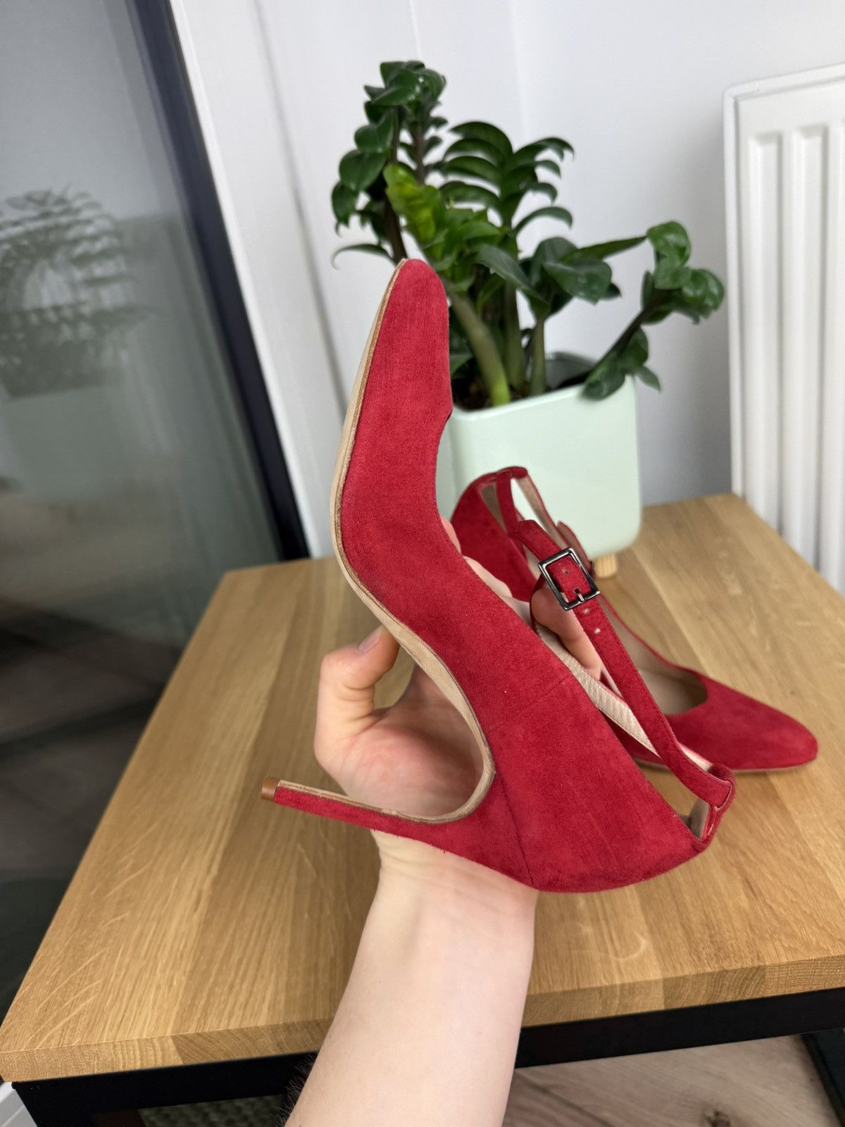 Manolo Blahnik Manolo Blahnik BB Pumps Heels Red Suede 36.5 Size US 6.5 / IT 36.5 - 9 Thumbnail