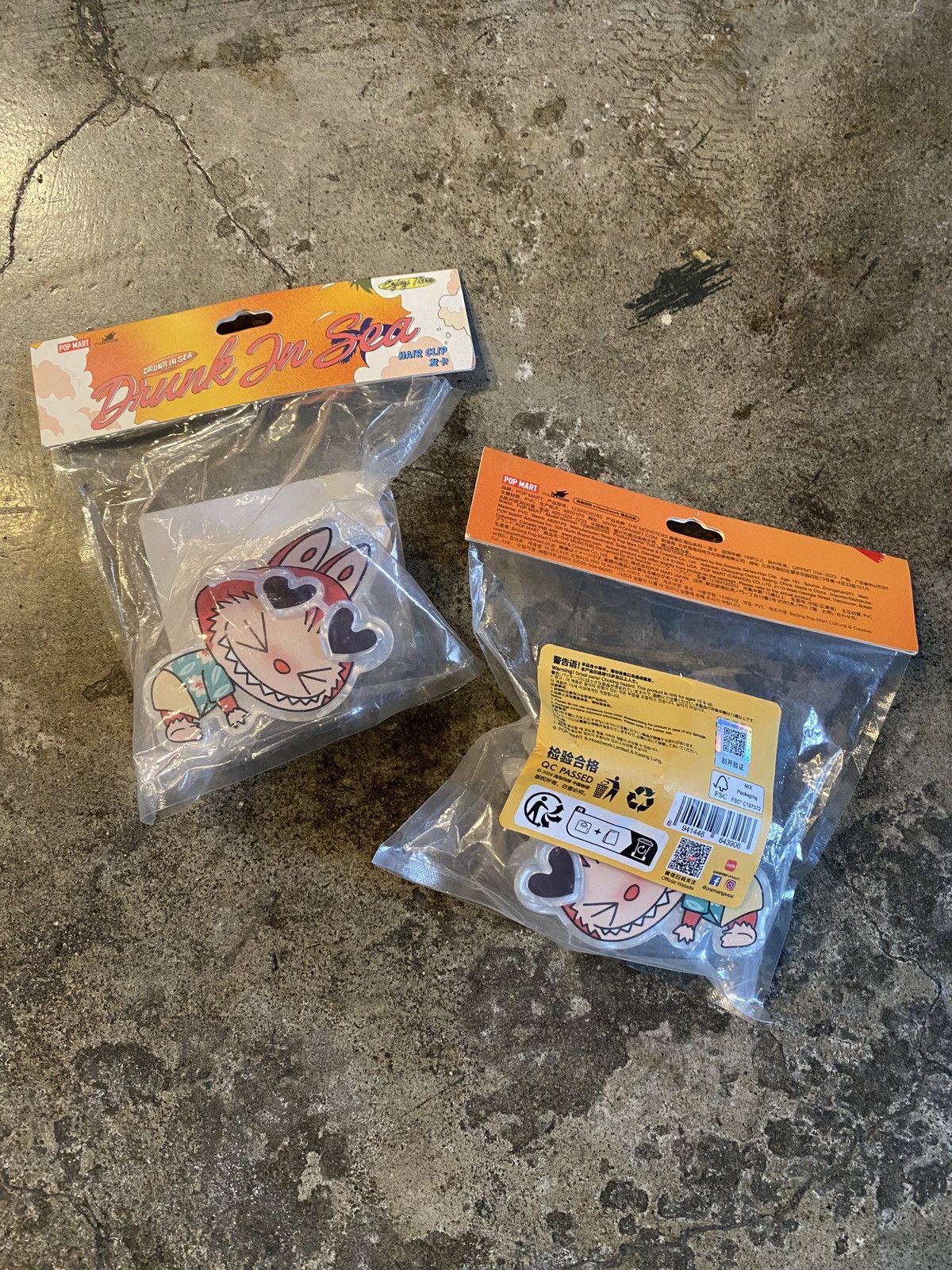 POP MART POP MART - Labubu Hair Clip (2pcs) Size ONE SIZE - 1 Thumbnail