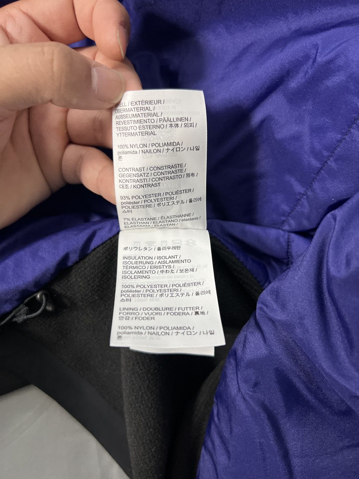 Arc'teryx Arc’teryx Atom Hoody – Black/Soul/Electra Size Small Size US S / EU 44-46 / 1 - 16 Thumbnail