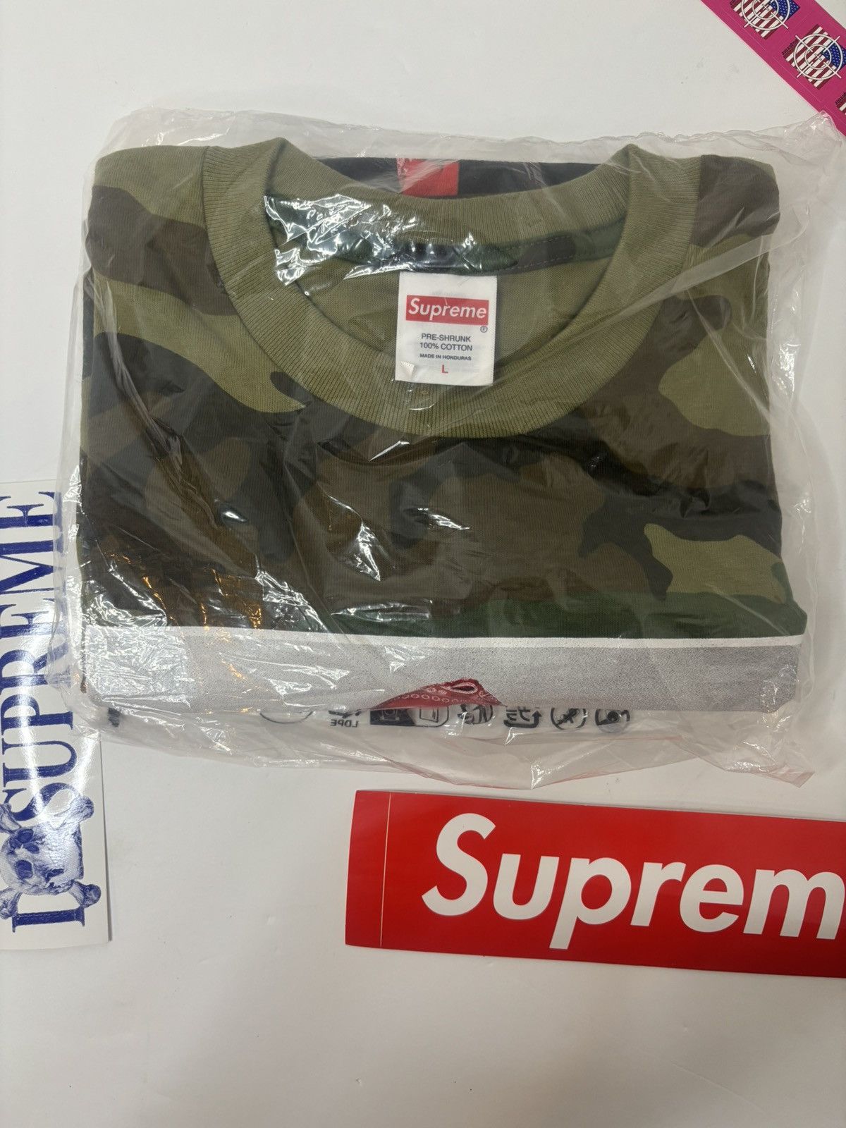 Supreme Supreme Playboi Carti Tee Woodland Camo Size Large Size US L / EU 52-54 / 3 - 2 Thumbnail