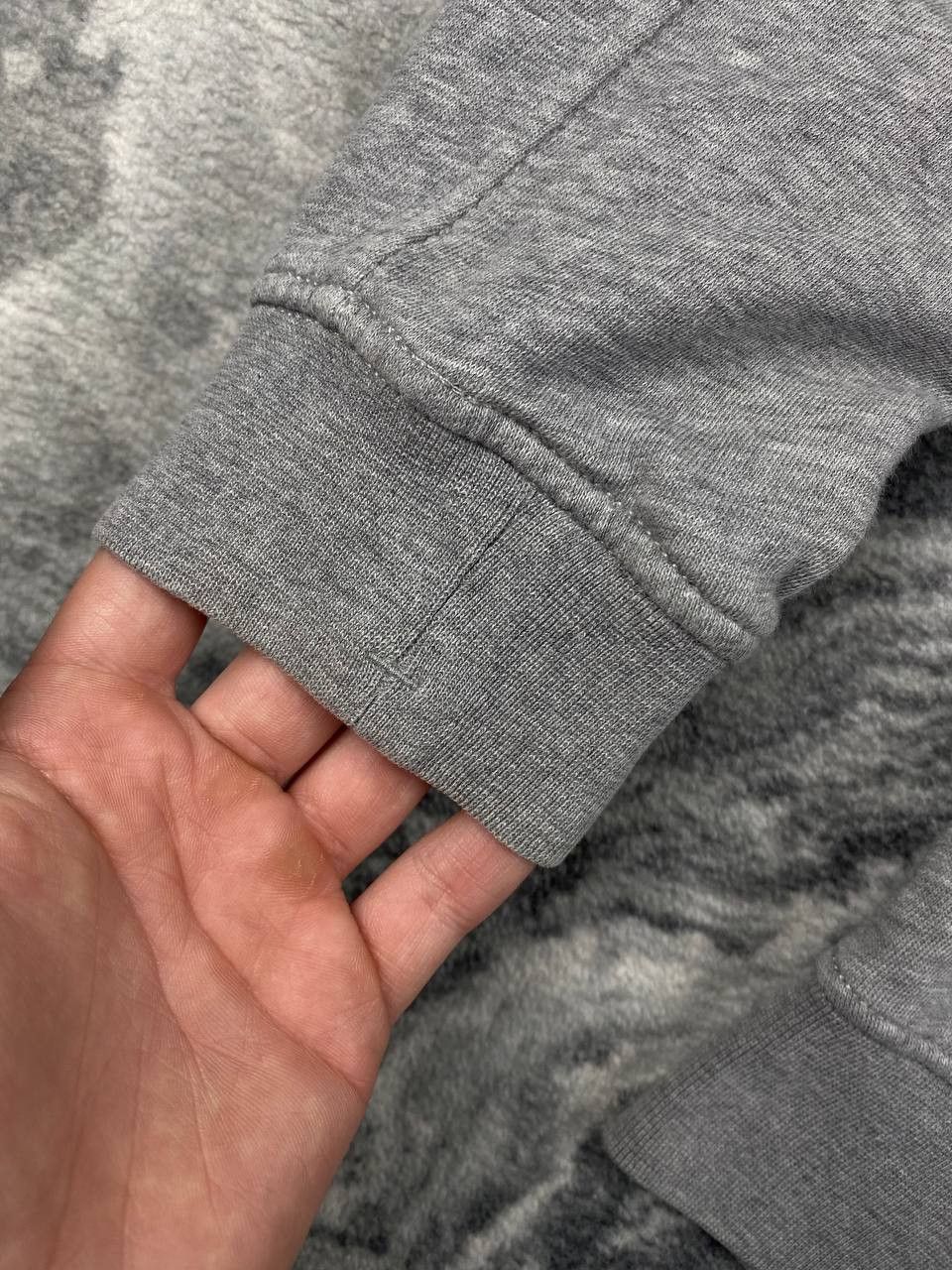 Stone Island Stone Island Patch Program Sweatshirt Men Size M Gray Size US M / EU 48-50 / 2 - 3 Thumbnail